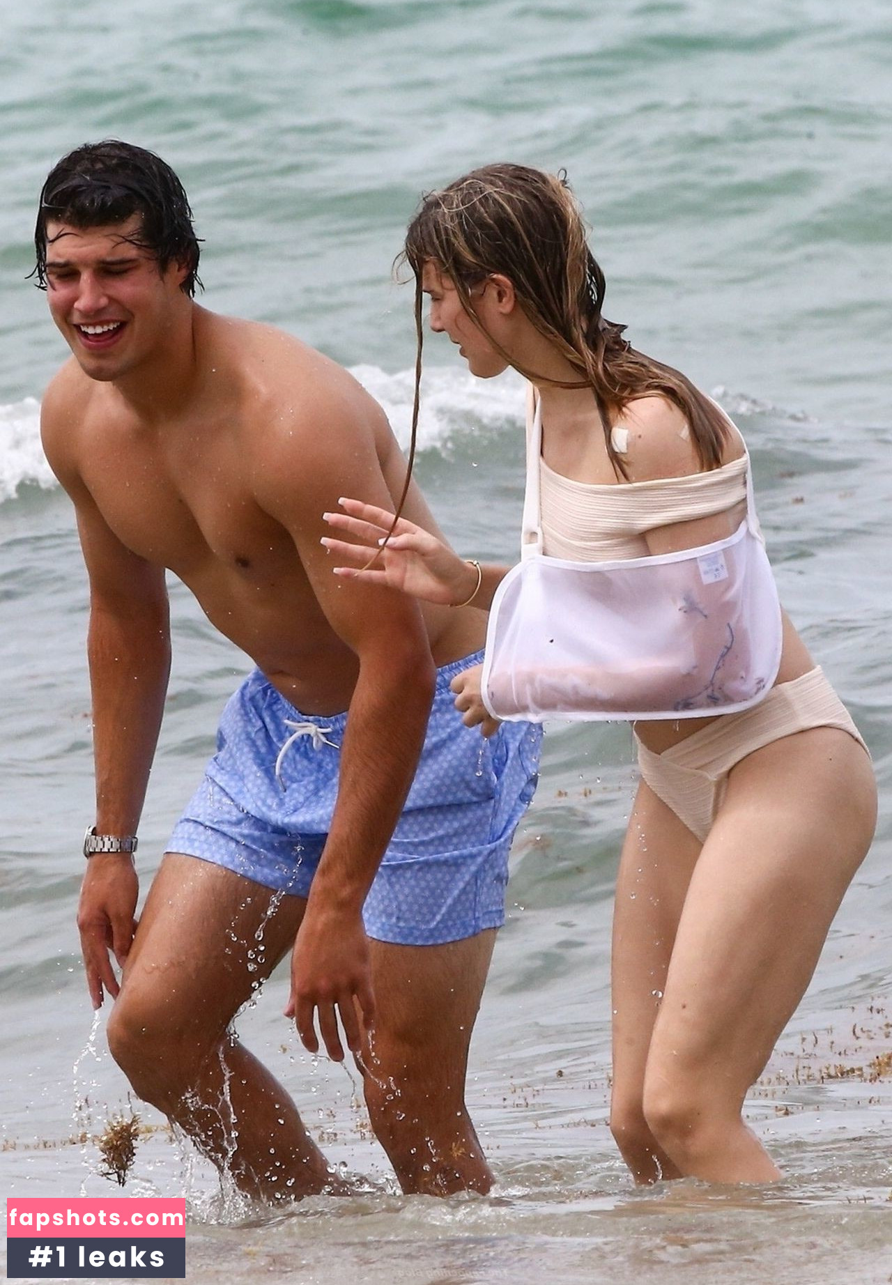 Genie Bouchard gallery photo #64