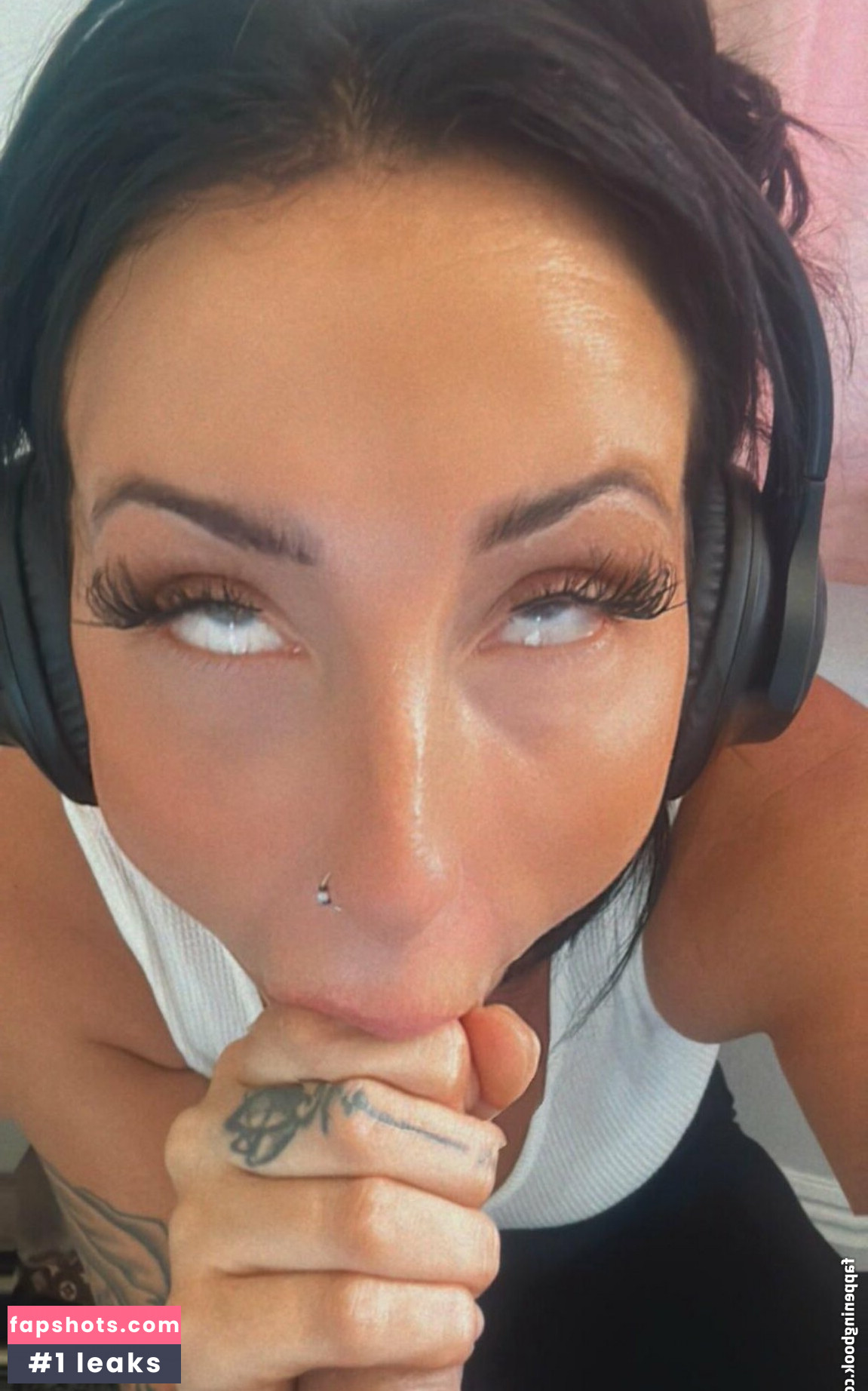 Geordie Hattie Nude Leaks OnlyFans Photos #23 - LeakJerk