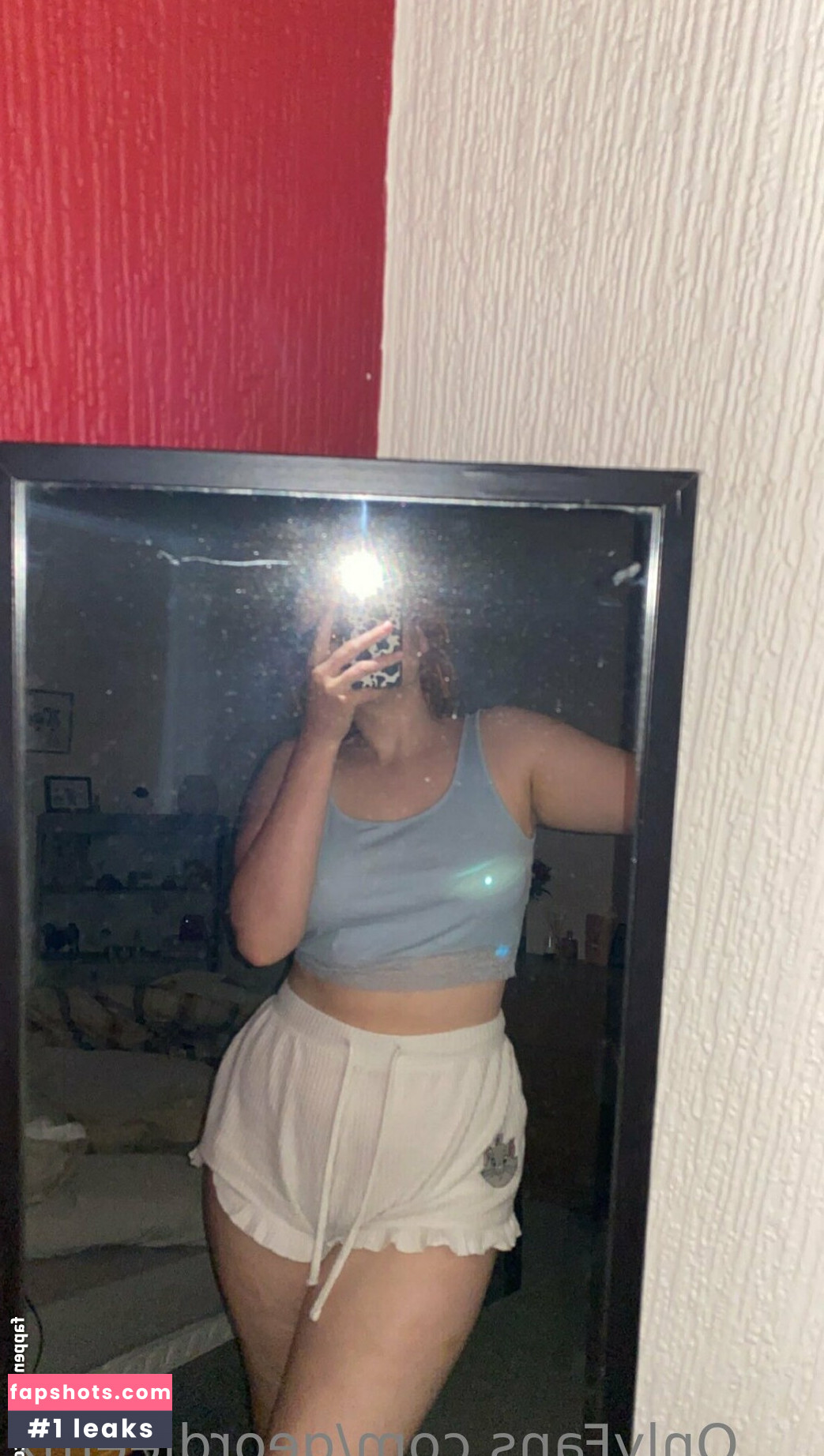 geordieemx nude babe gallery