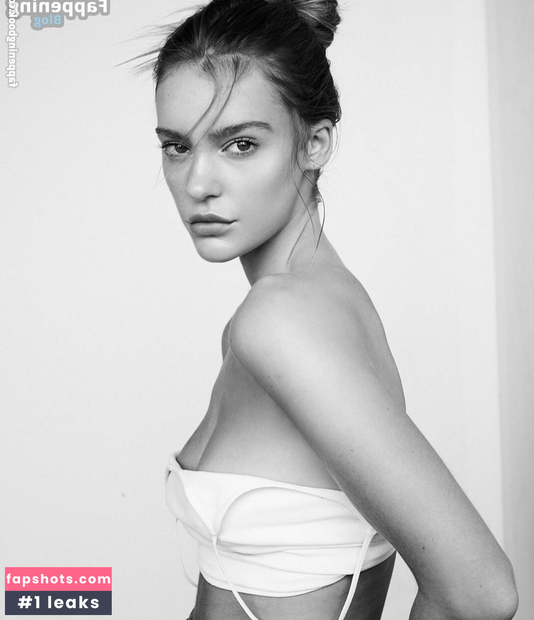 Georgia Gibbs gallery photo #48