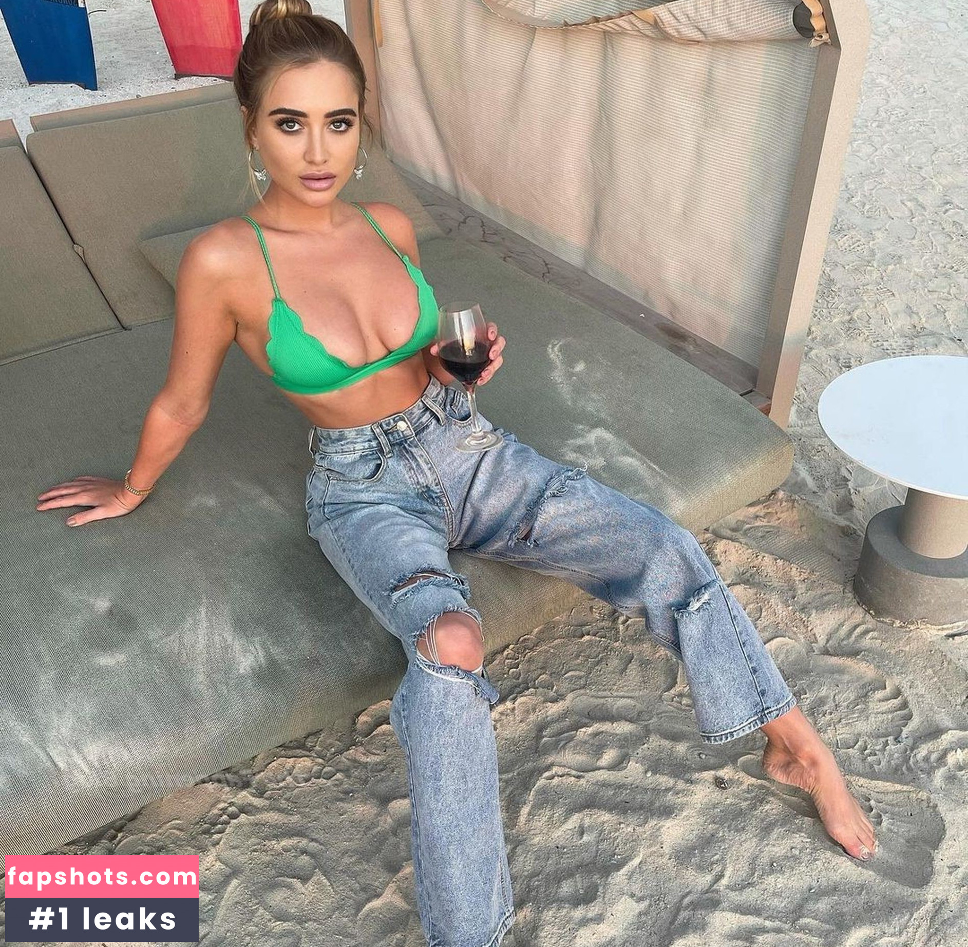 Georgia Harrison gallery photo #115