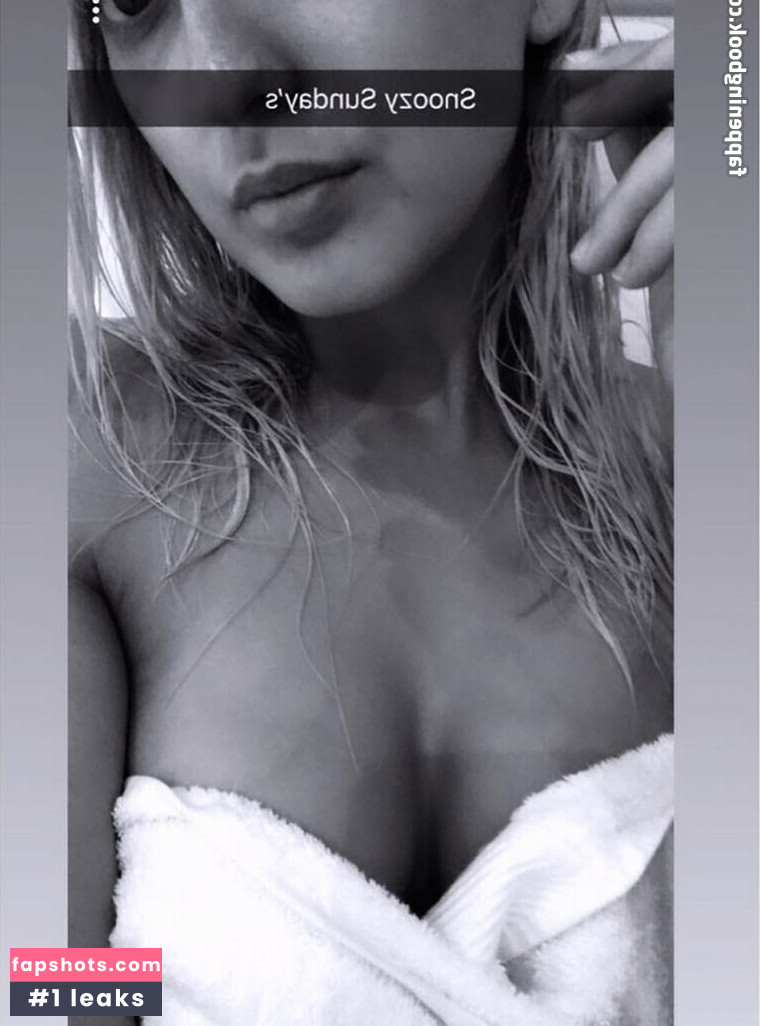 Georgia Hirst gallery photo #7