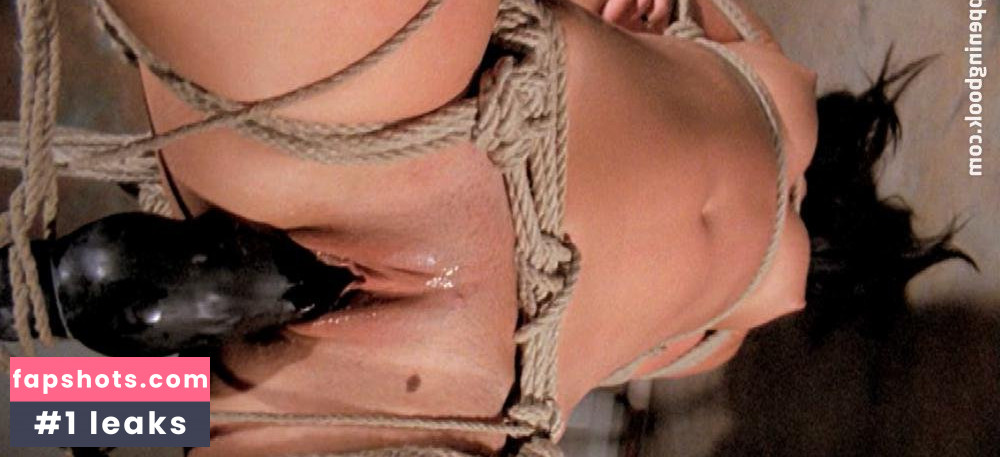 Georgia Jones gallery photo #88