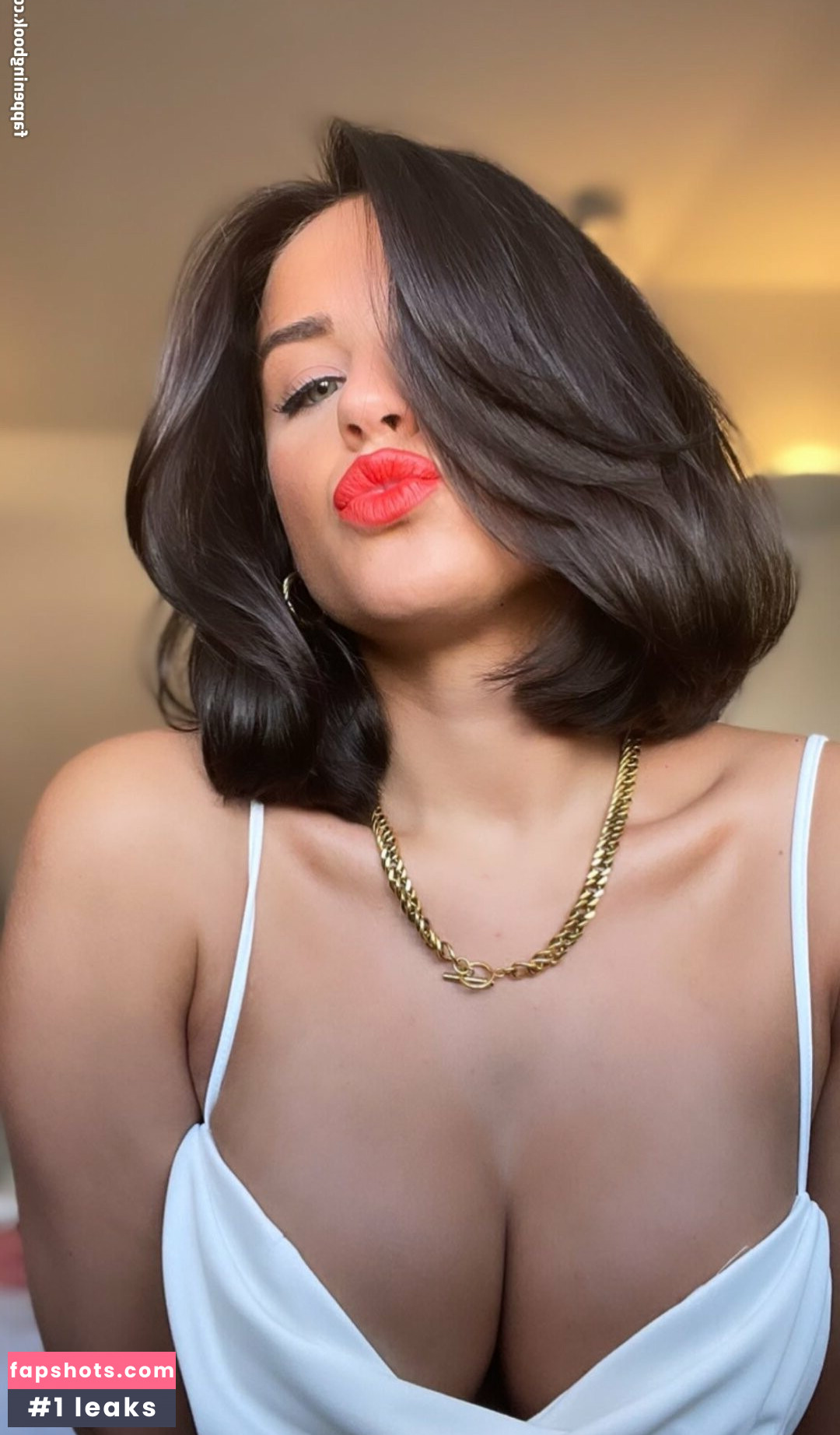 Georgia May Foote gallery photo #16