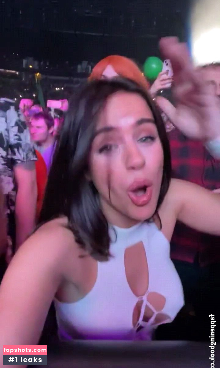 Georgia May Foote gallery photo #191