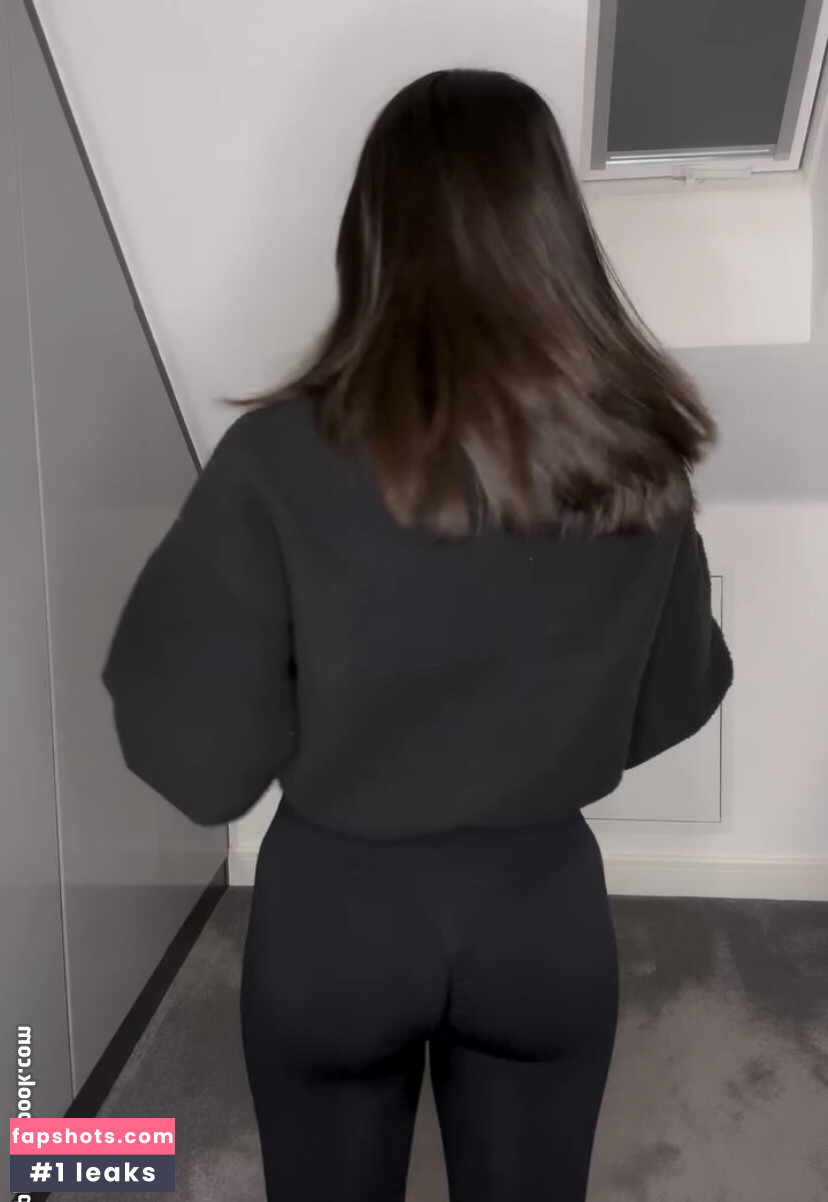 Georgia May Foote gallery photo #63