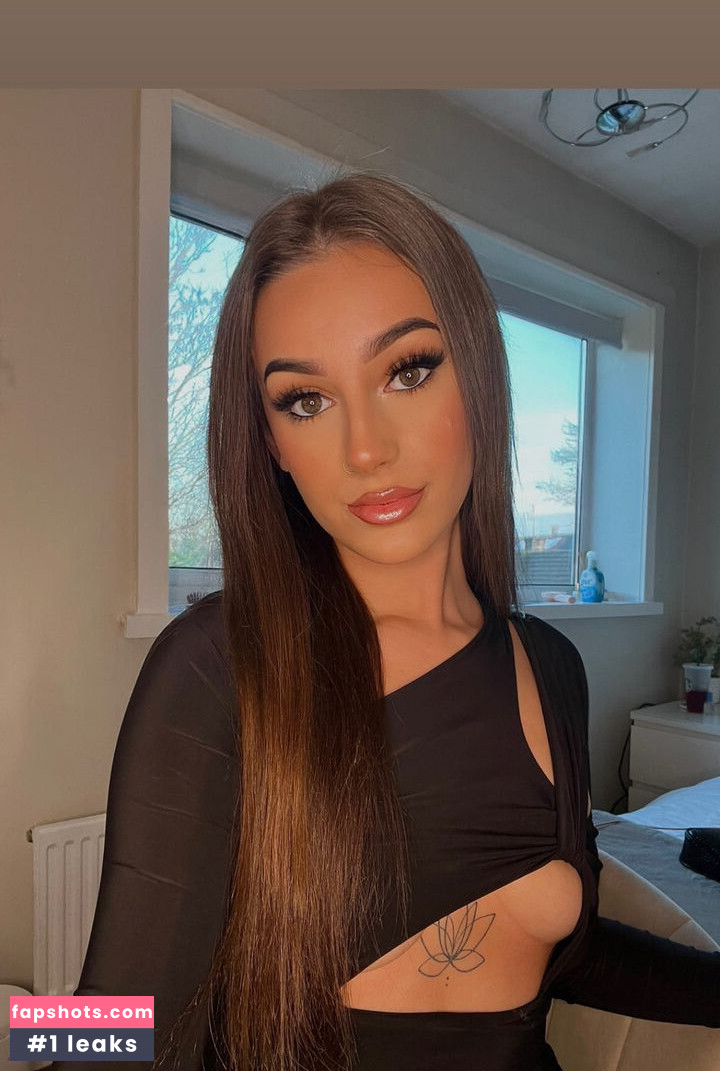 Georgia Pridding nude babe gallery