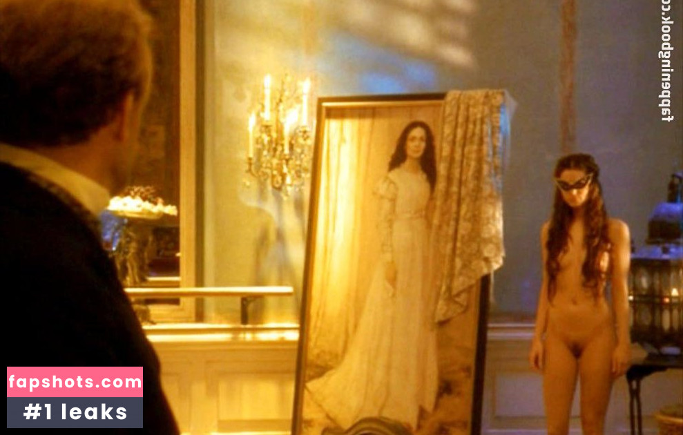 Georgia Reeve gallery photo #2