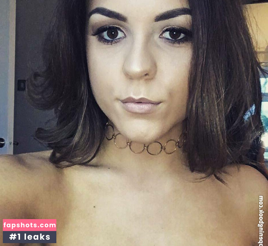 Georgia Richmond gallery photo #23