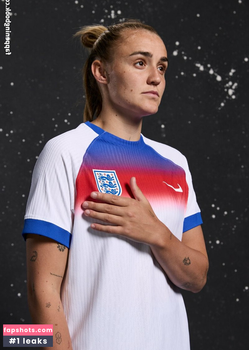 Georgia Stanway gallery photo #3