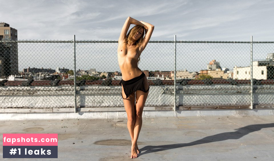 Georgia Sumner gallery photo #5