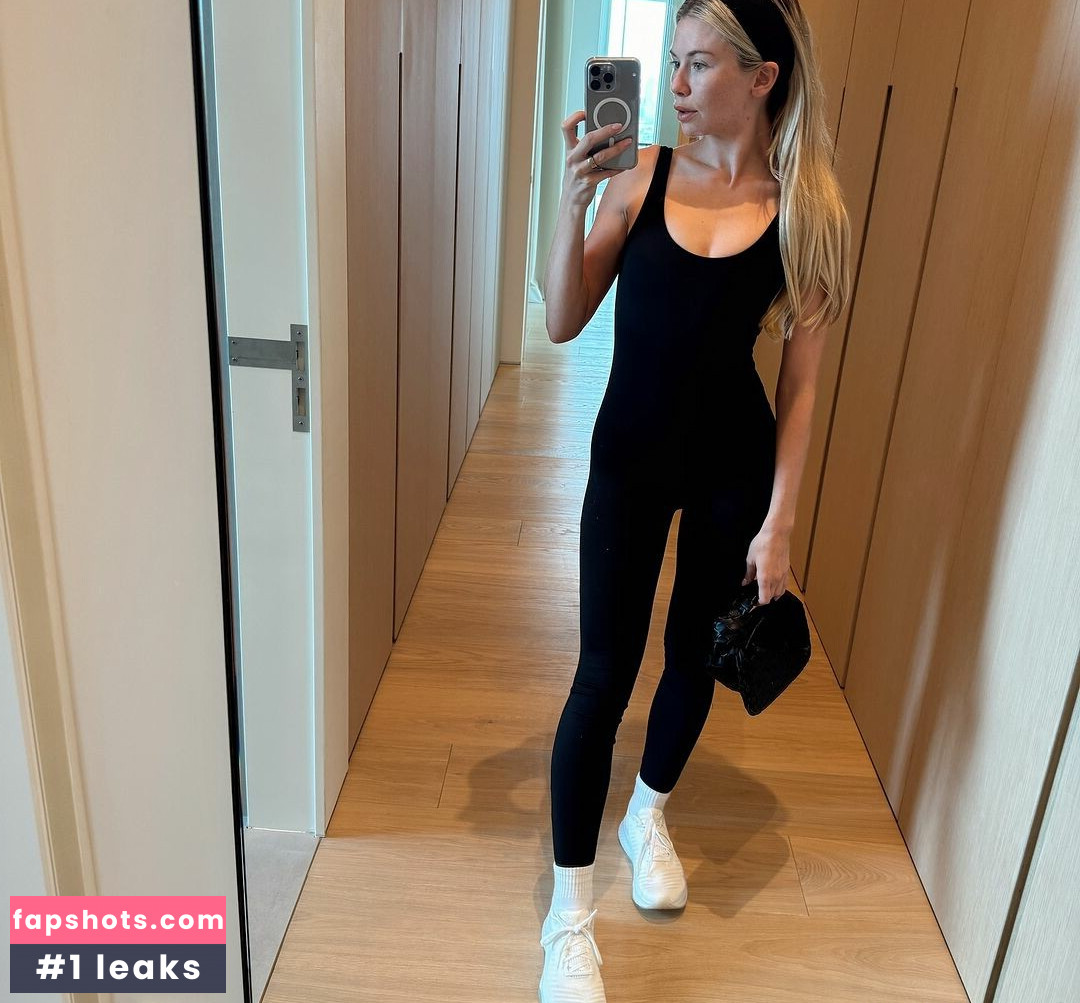 Georgia Toffolo gallery photo #15