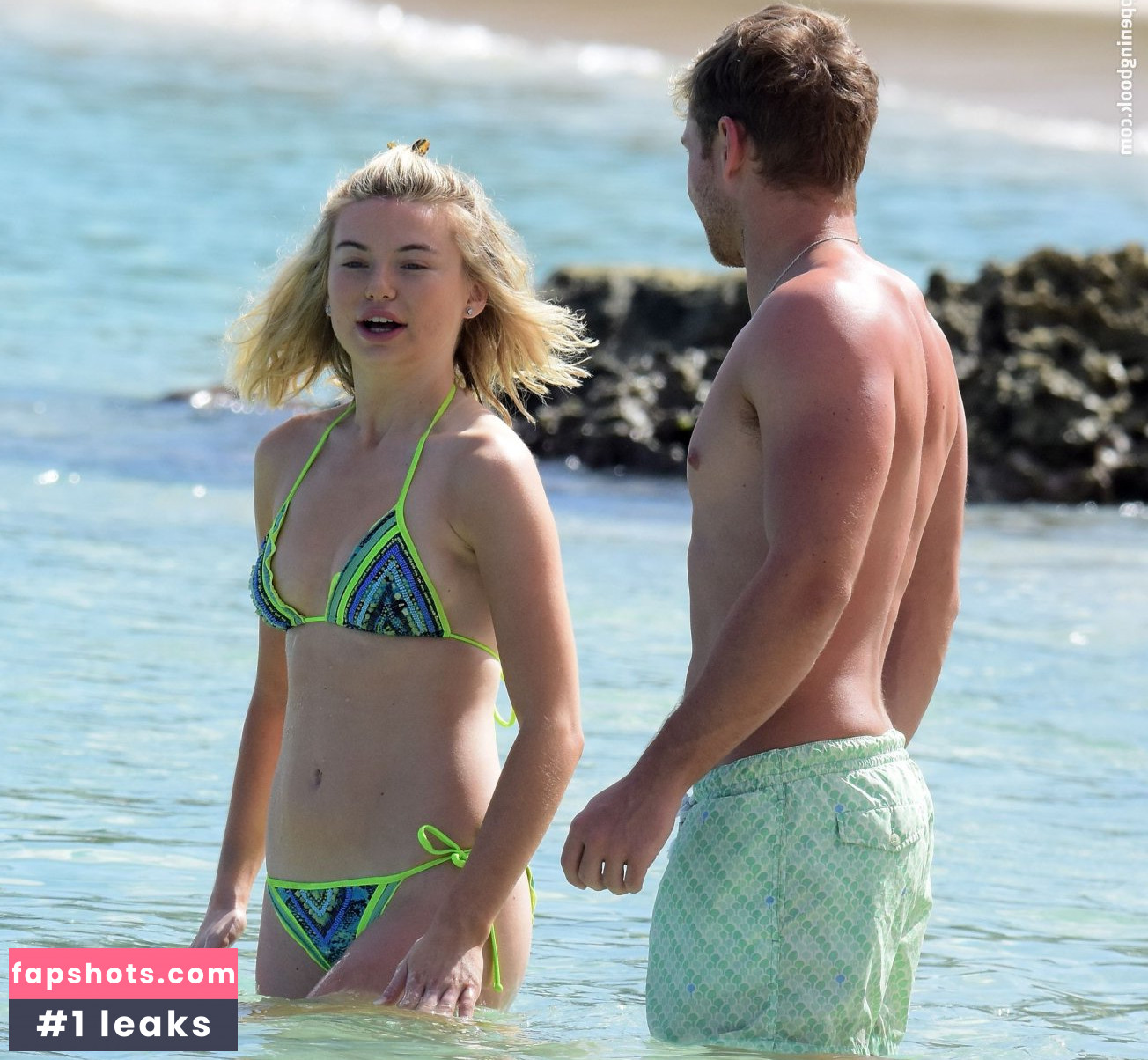 Georgia Toffolo gallery photo #191