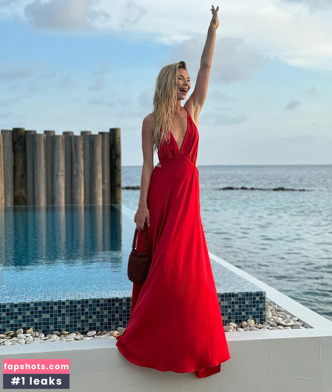 Georgia Toffolo gallery photo #24