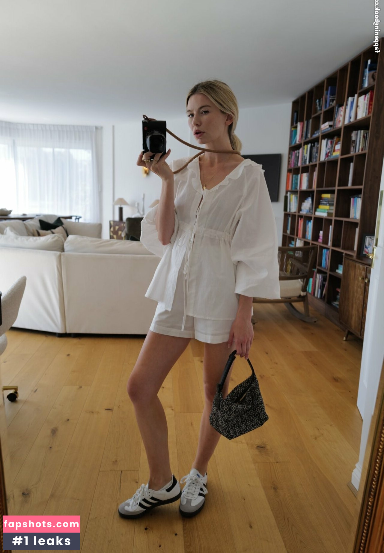 Georgia Toffolo gallery photo #41