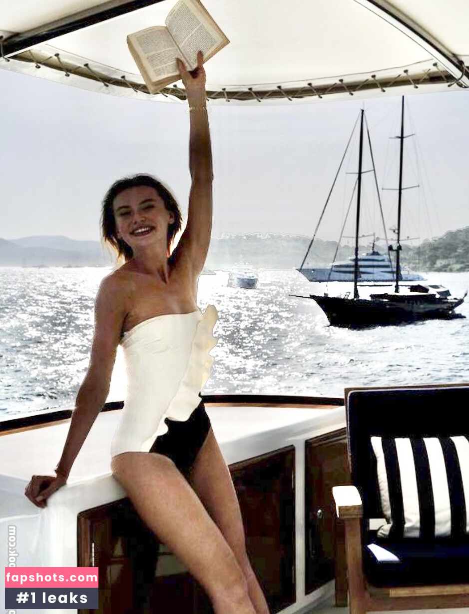 Georgia Toffolo gallery photo #50