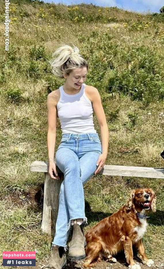 Georgia Toffolo gallery photo #51