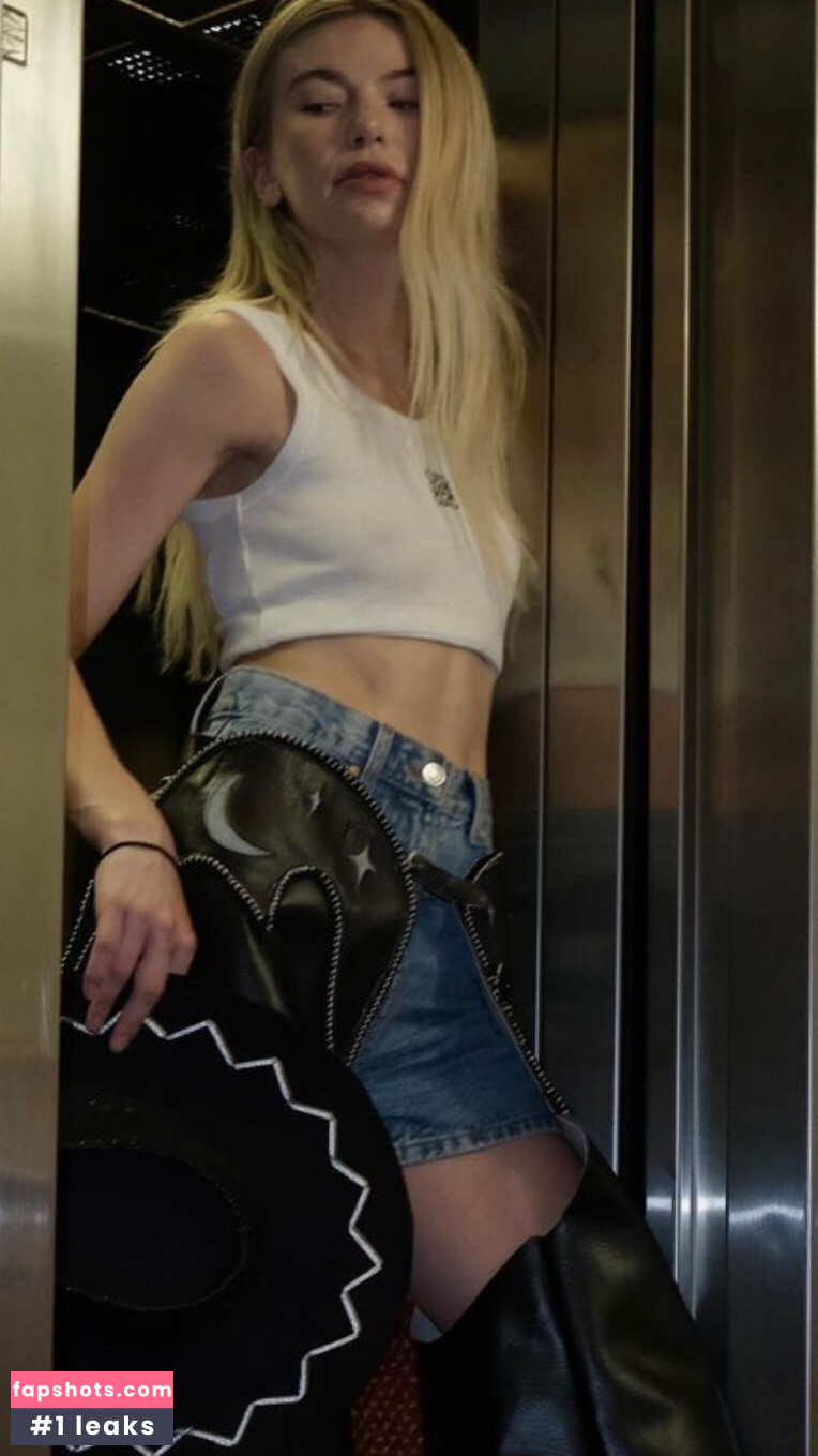 Georgia Toffolo gallery photo #56