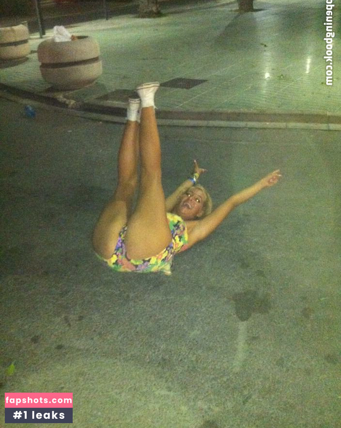 Georgian Daisy Bauer gallery photo #22