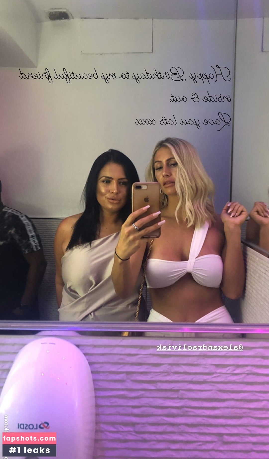 Georgian Daisy Bauer gallery photo #30