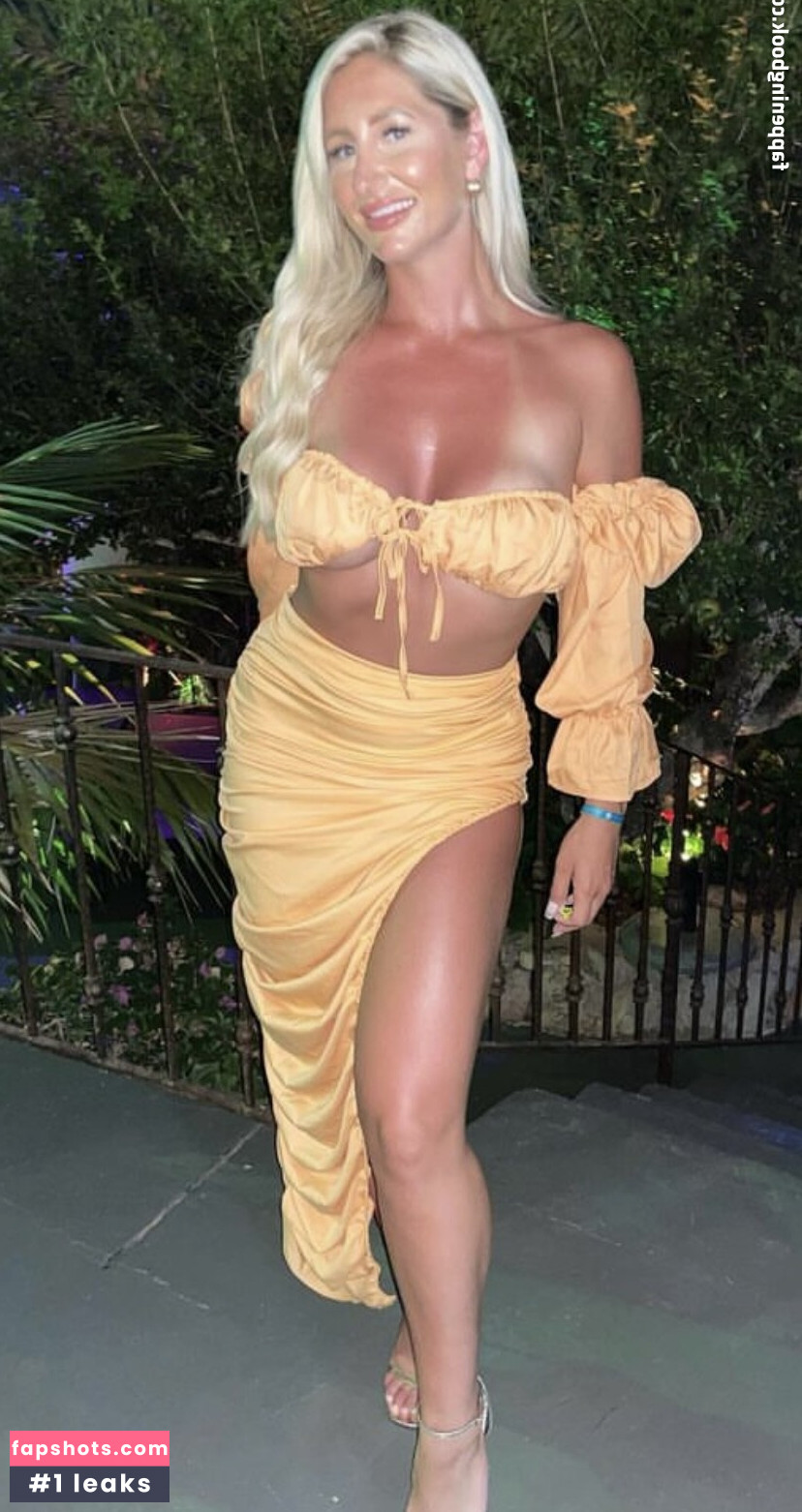 Georgian Daisy Bauer gallery photo #7