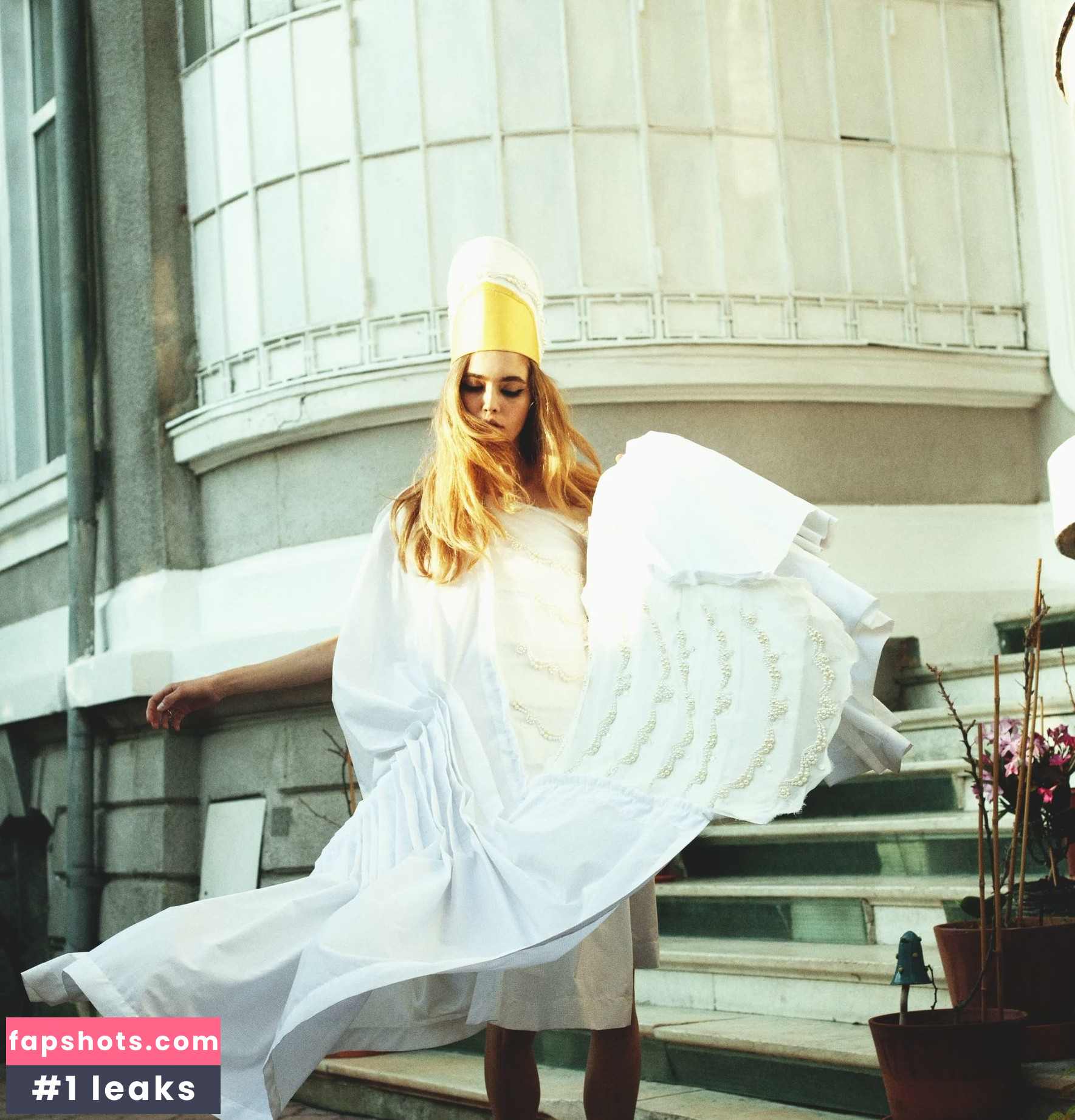 Georgiana Saraev gallery photo #31