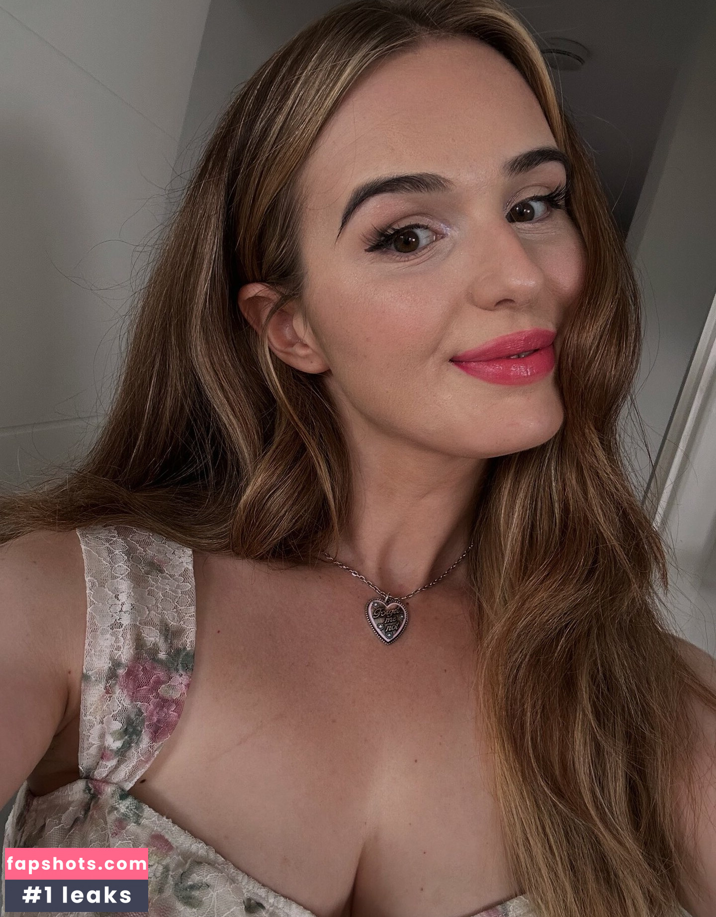 GeorgiaTwitch gallery photo #4