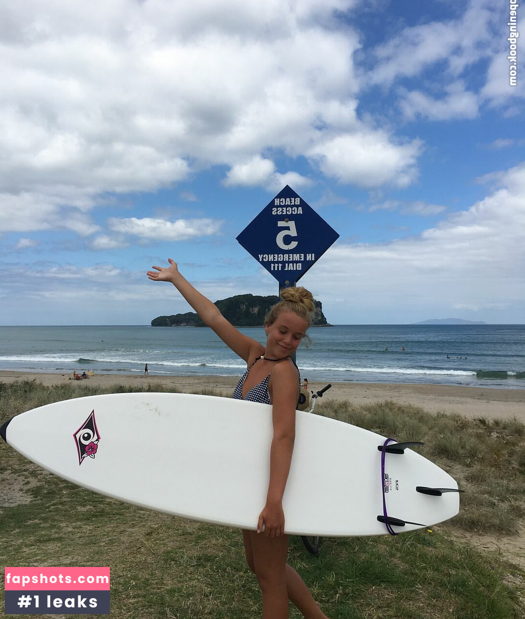 Georgie Cunningham Nude Leaks OnlyFans Photos #20 - LeakJerk