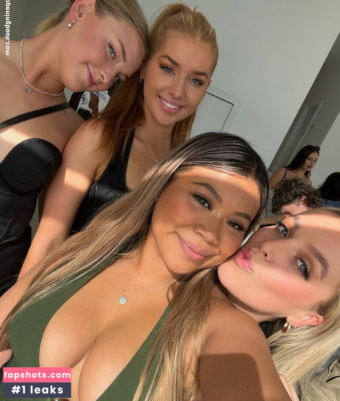 Georgie Cunningham Nude Leaks OnlyFans Photos #26 - LeakJerk