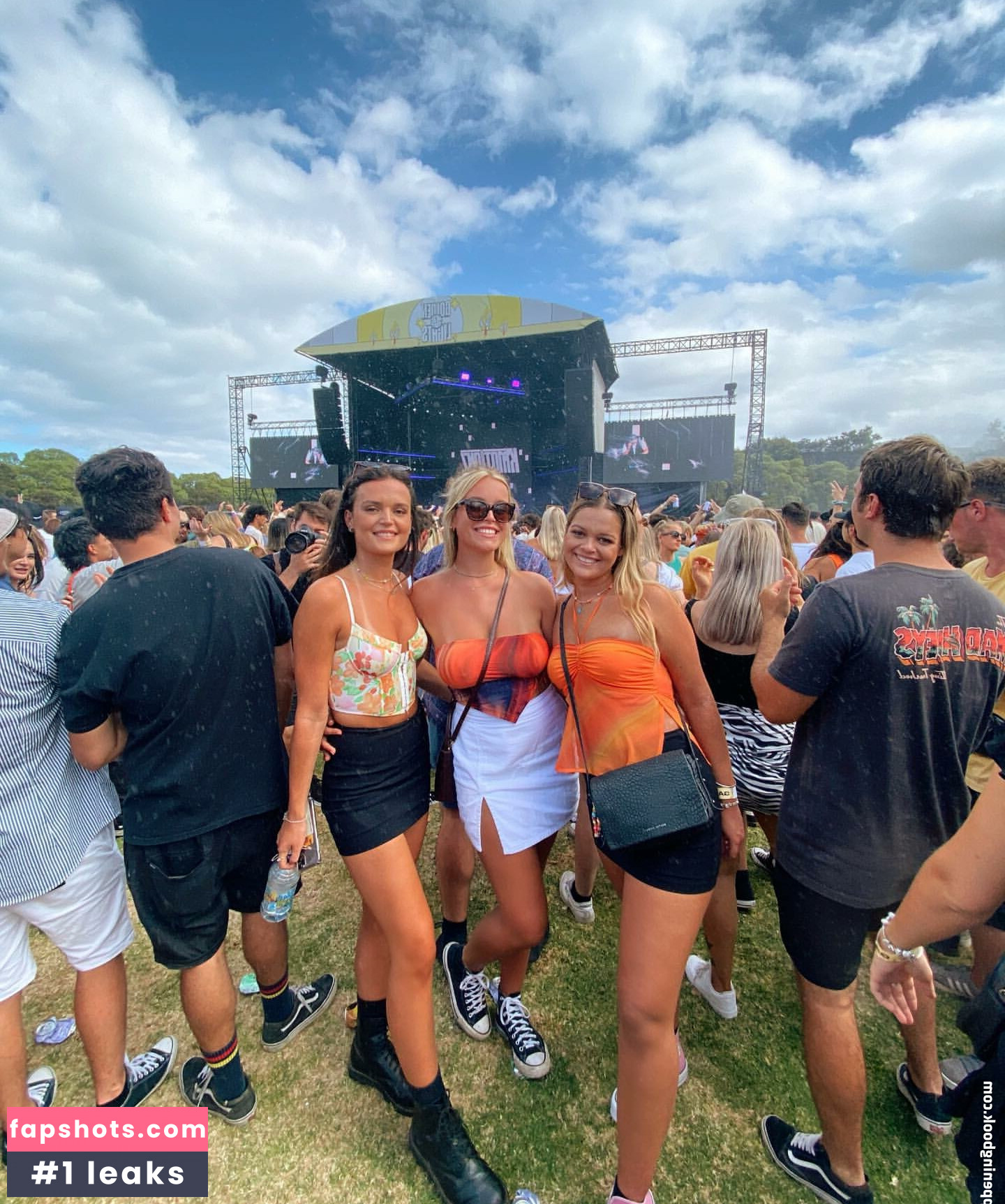 Georgie Cunningham Nude Leaks OnlyFans Photos #10 - LeakJerk