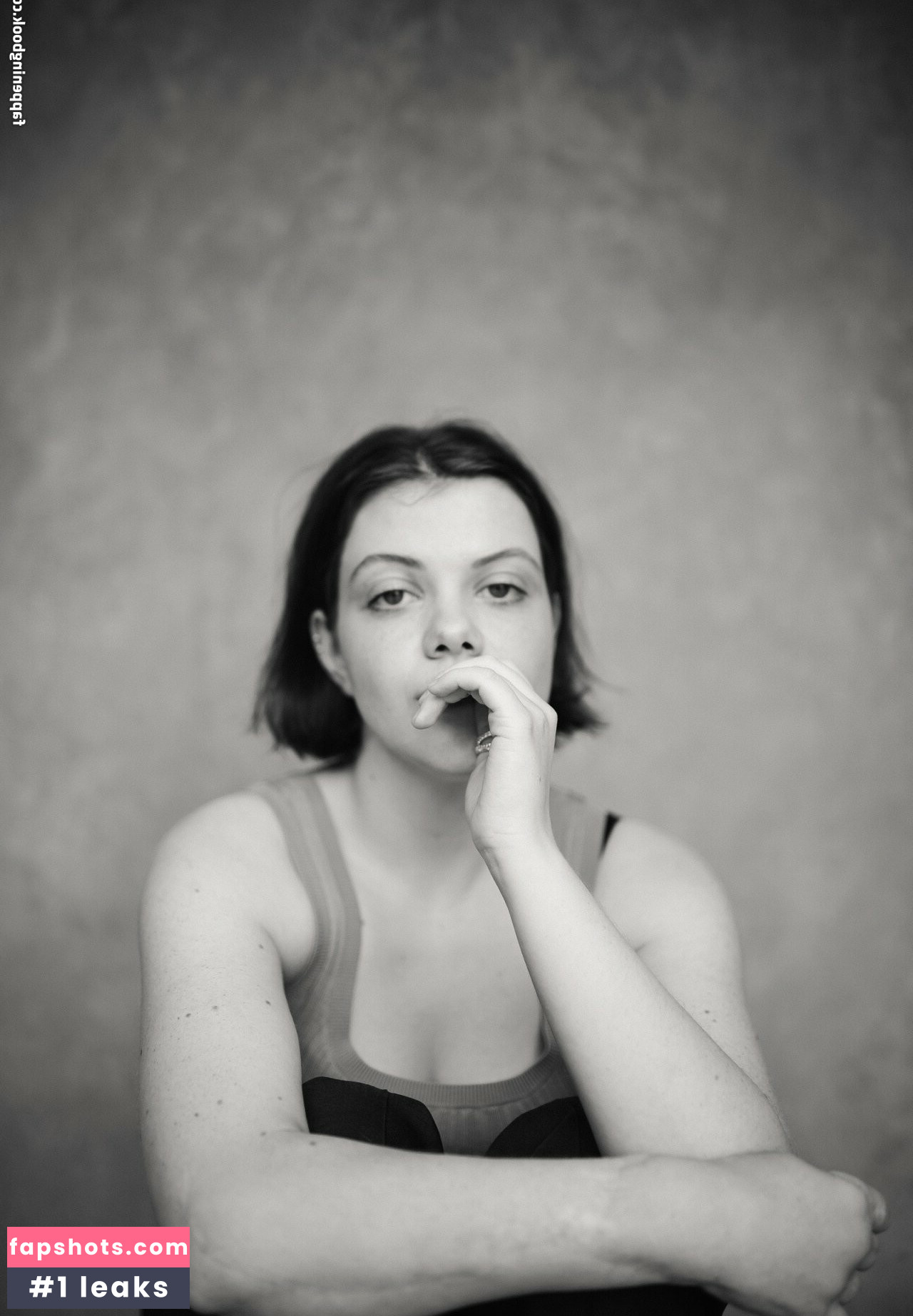 Georgie Henley gallery photo #5