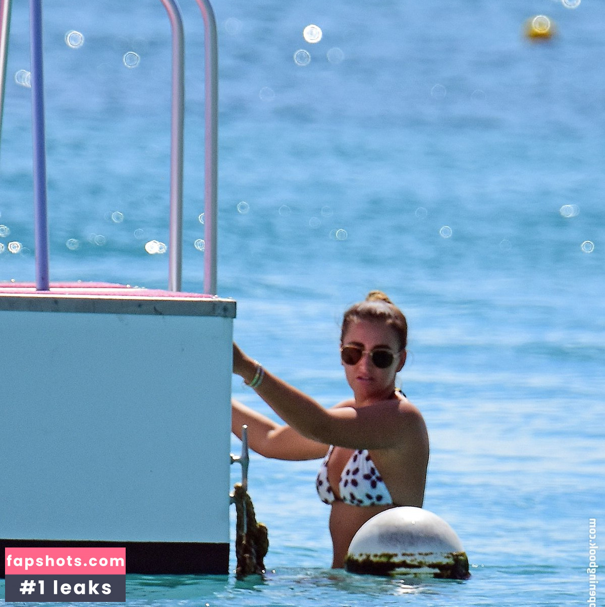 Georgina Leigh Cantwell gallery photo #18