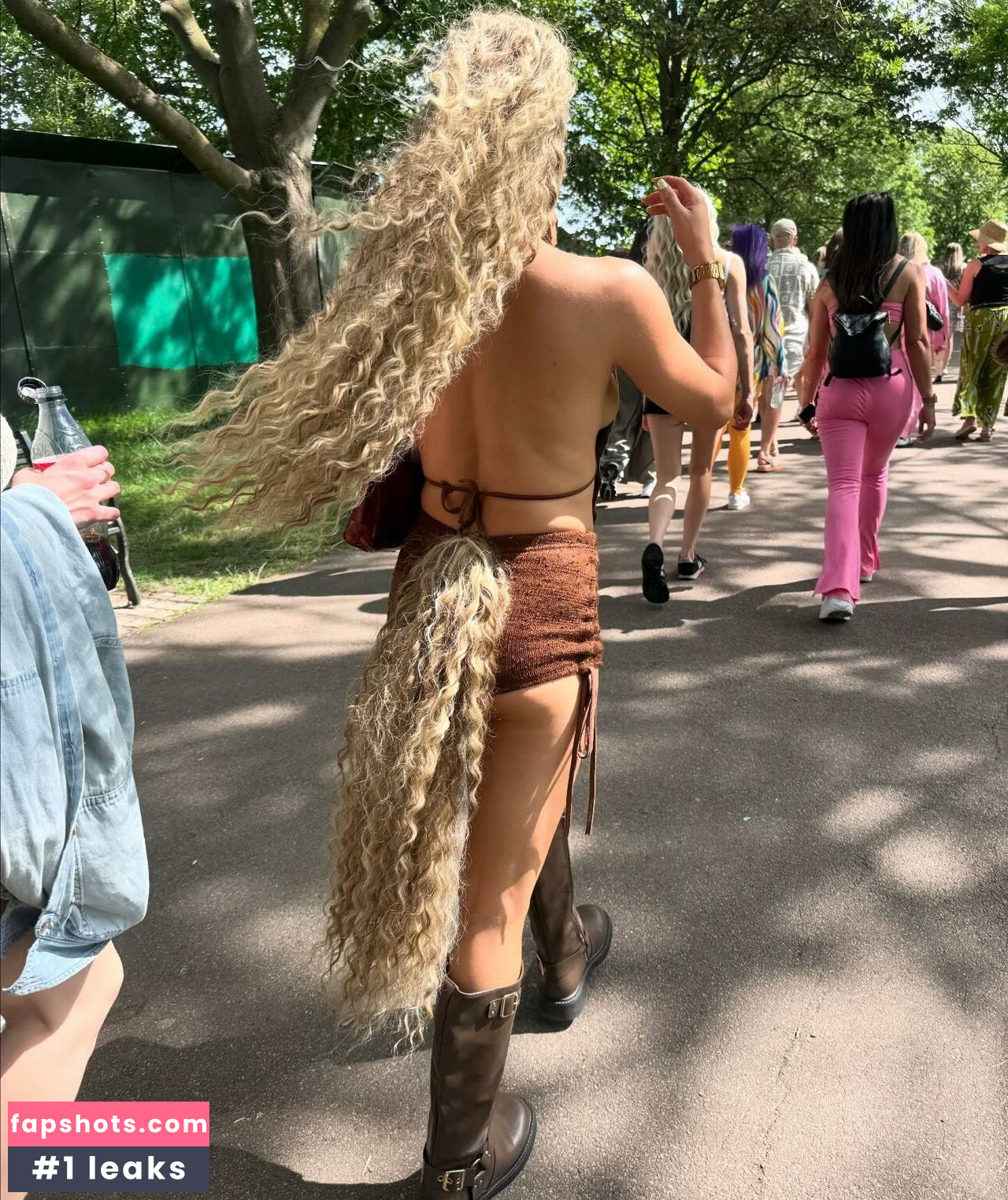 Georgina Noda gallery photo #4