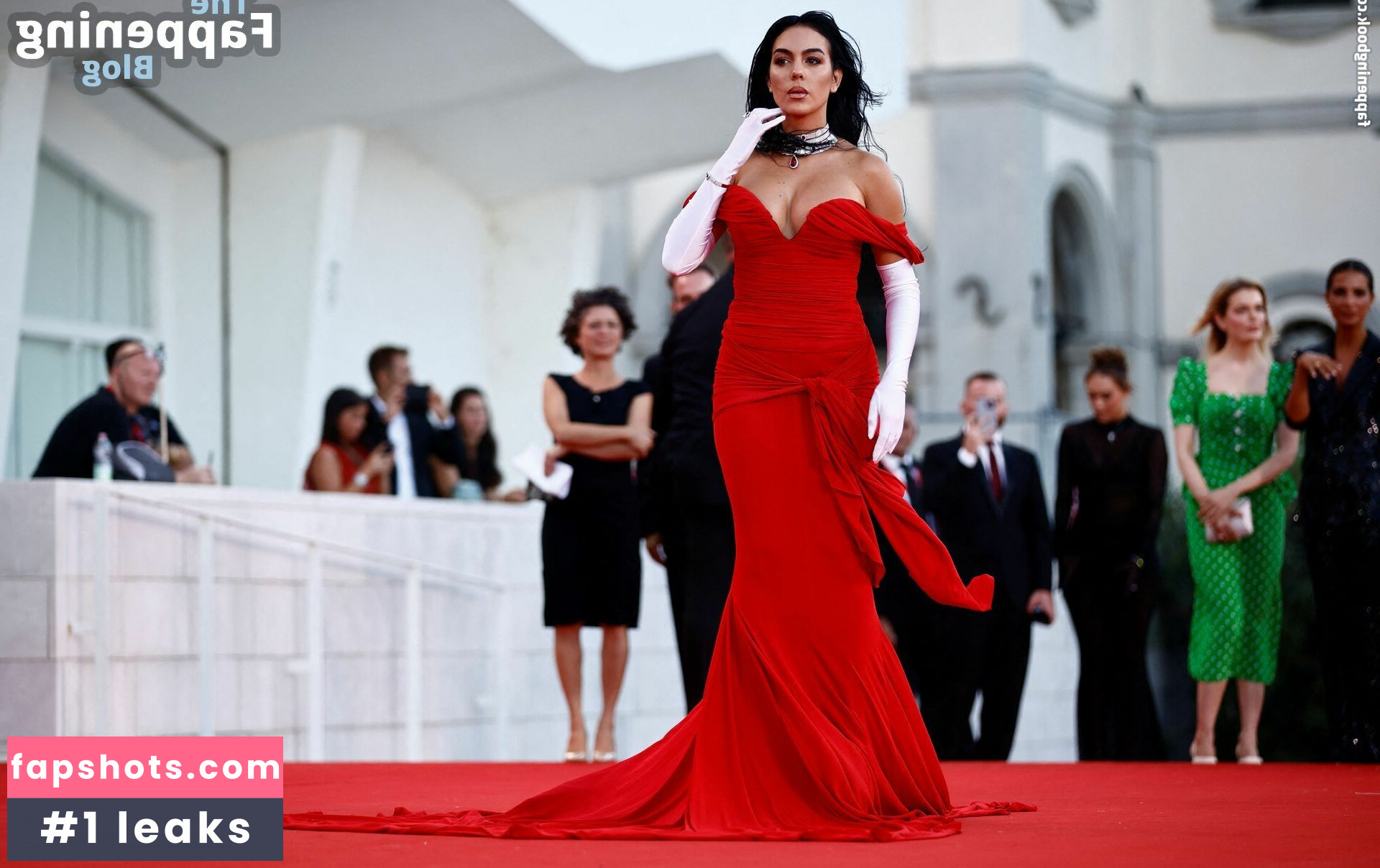 Georgina Rodriguez Nude Leaks OnlyFans Photos #197 - LeakJerk