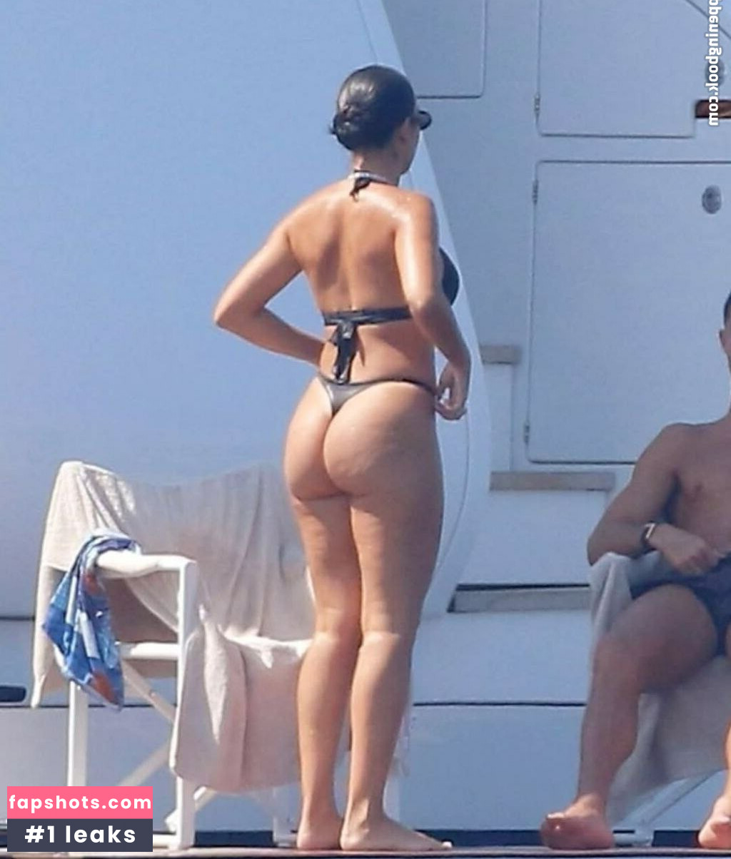 Georgina Rodriguez Nahé úniky fotek pouze od fanoušků #22 - Fapshots