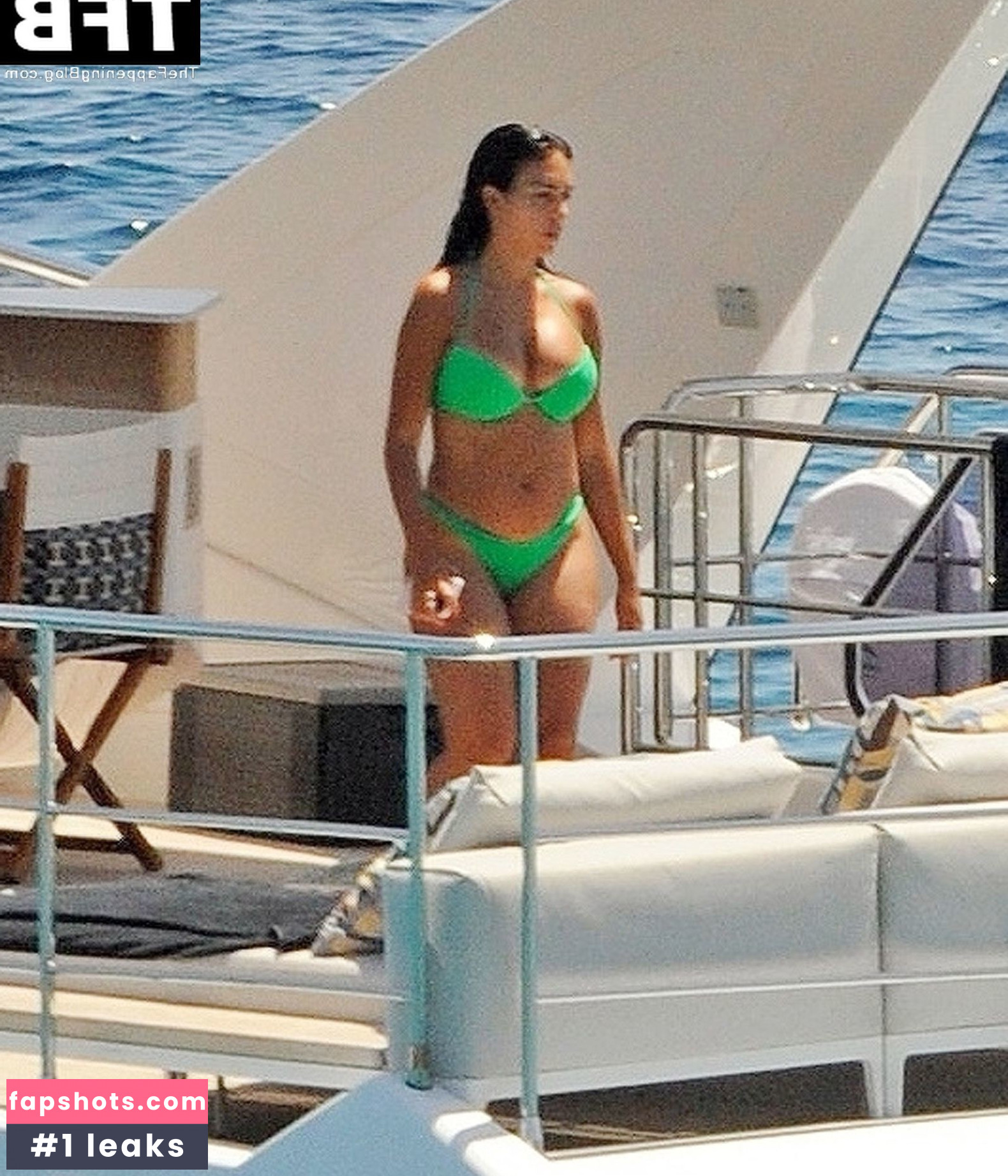 Georgina Rodriguez Nude Leaks OnlyFans Photos #286 - LeakJerk