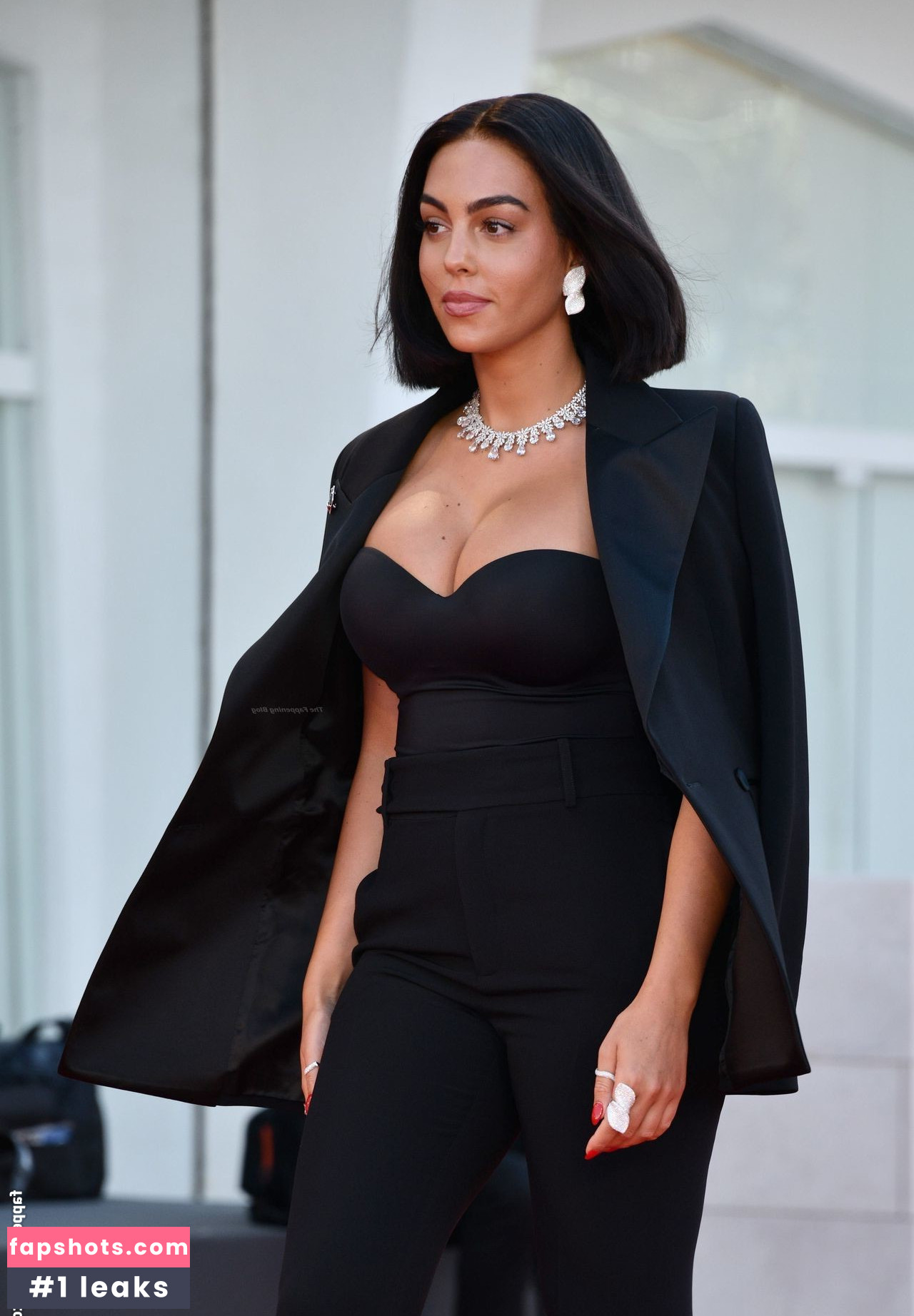 Georgina Rodriguez Nude Leaks OnlyFans Photos #328 - LeakJerk