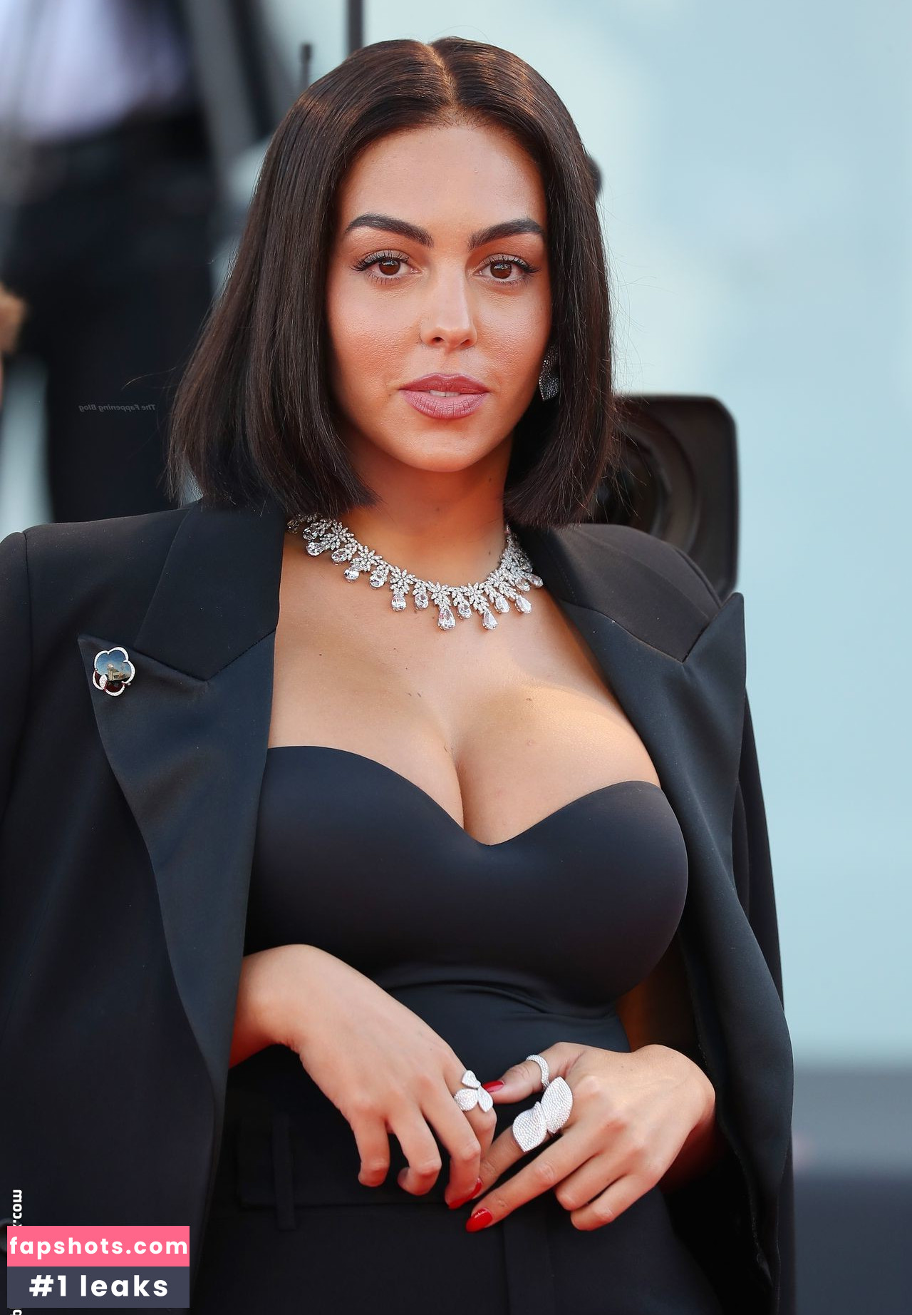 Georgina Rodriguez Nude Leaks OnlyFans Photos #391 - LeakJerk