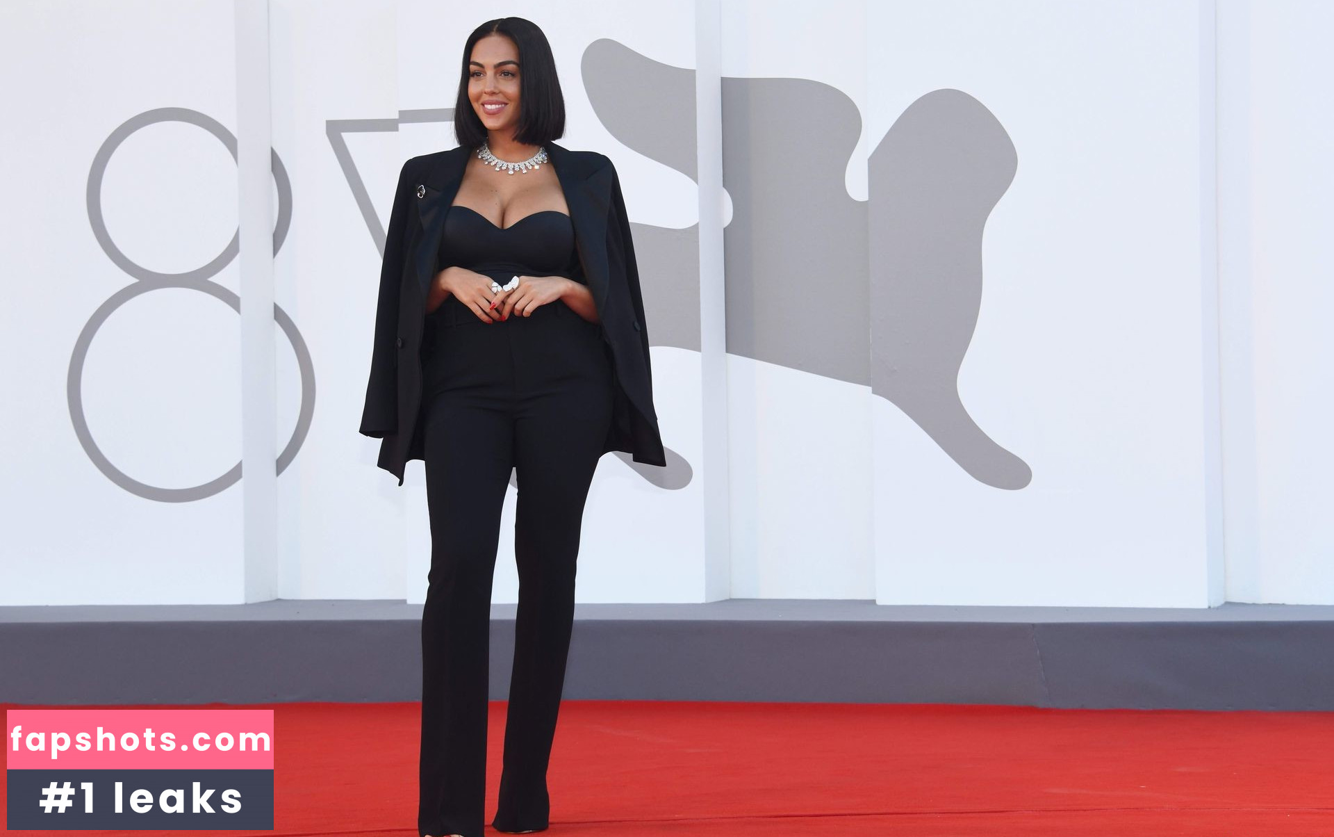 Georgina Rodriguez Nude Leaks OnlyFans Photos #407 - LeakJerk