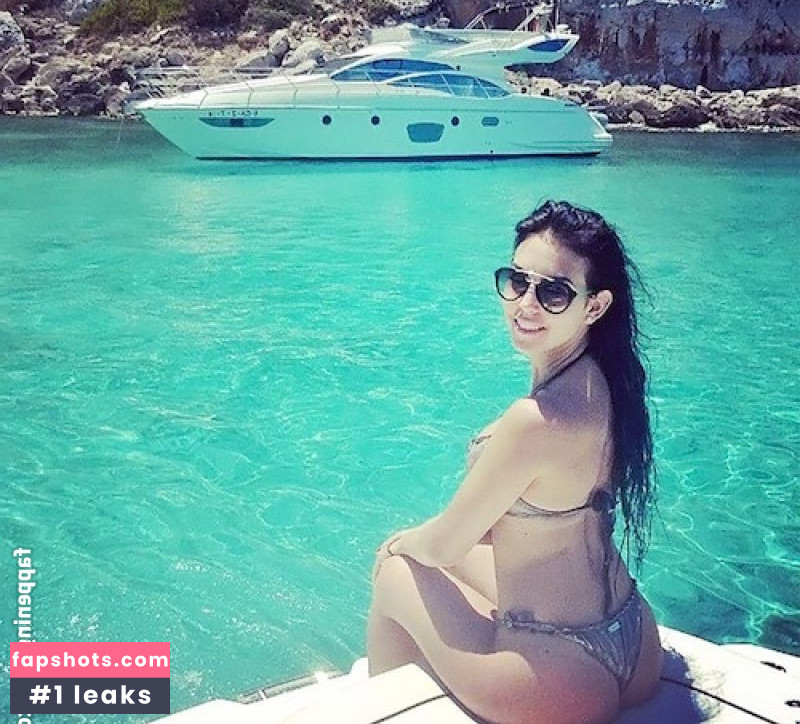 Georgina Rodriguez Nude Leaks OnlyFans Photos #450 - LeakJerk