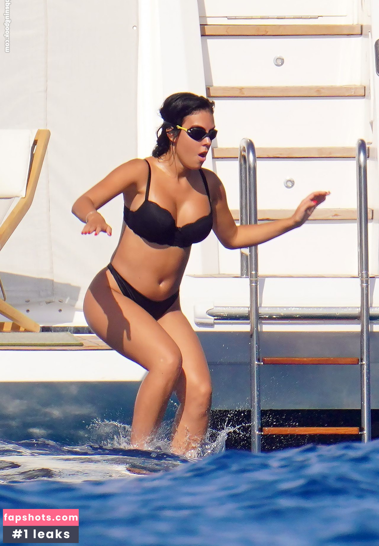 Georgina Rodriguez Nahé úniky fotek pouze od fanoušků #485 - Fapshots