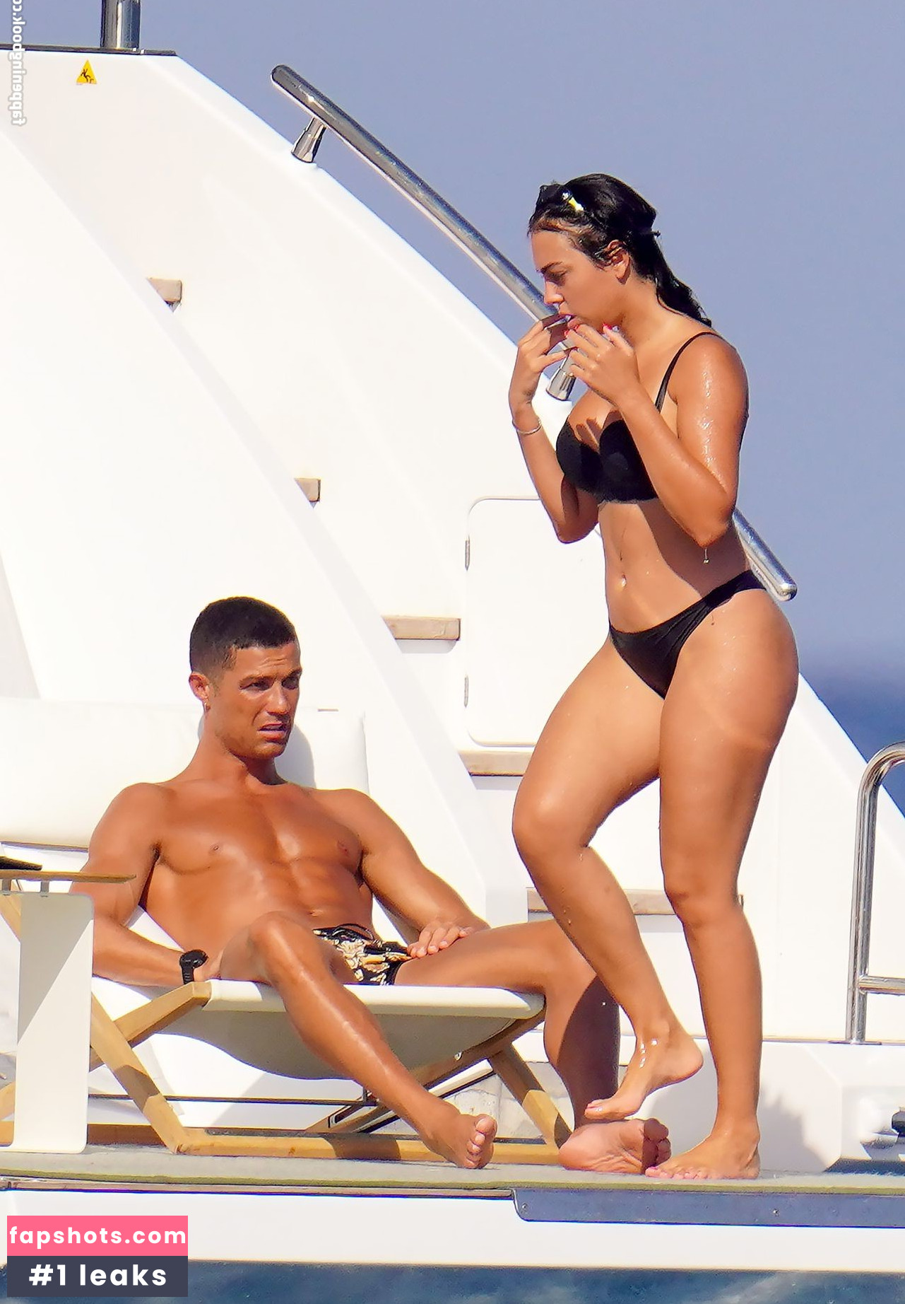 Georgina Rodriguez Nahé úniky fotek pouze od fanoušků #493 - Fapshots