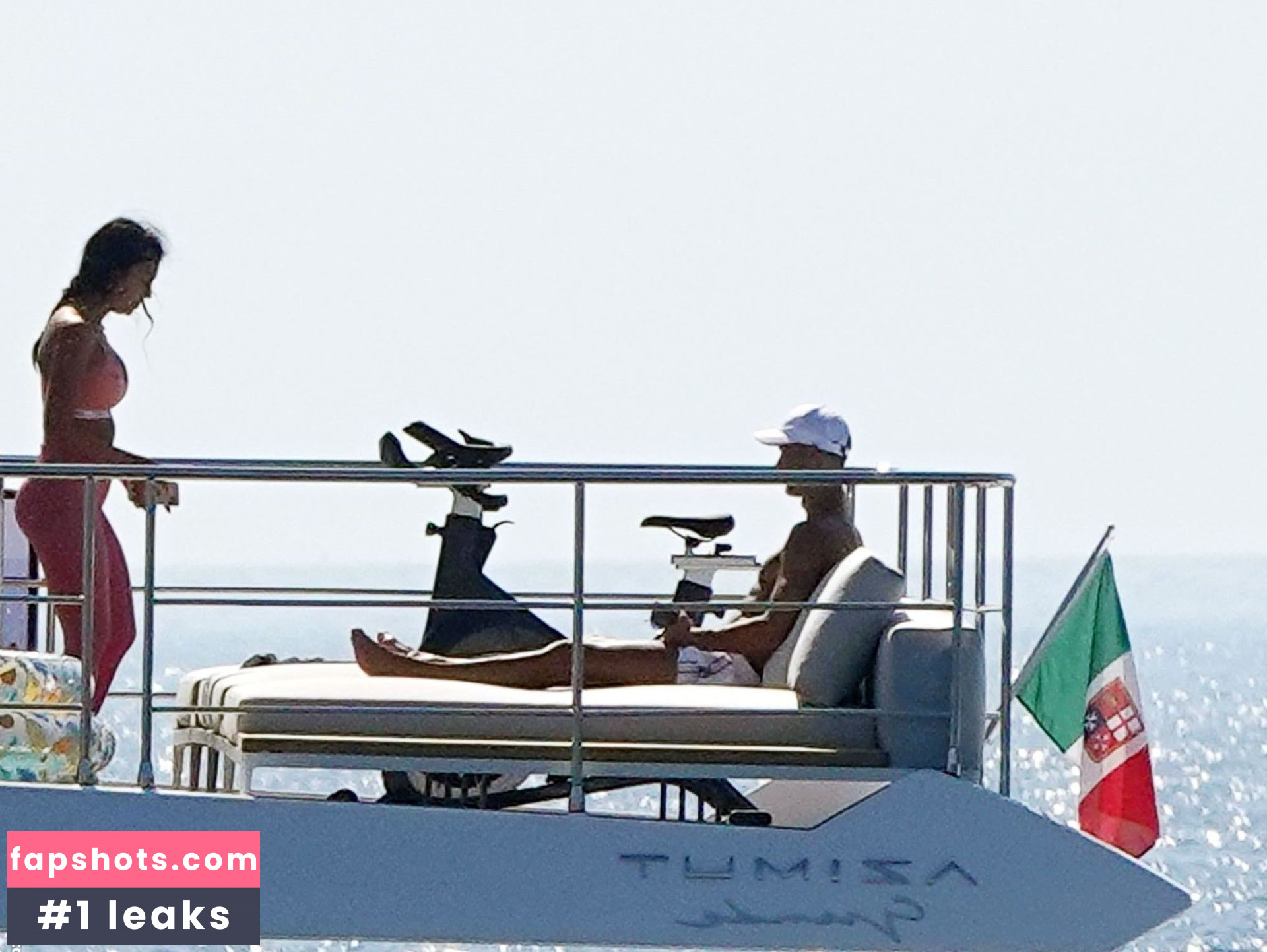 Georgina Rodriguez Nahé úniky fotek pouze od fanoušků #507 - Fapshots