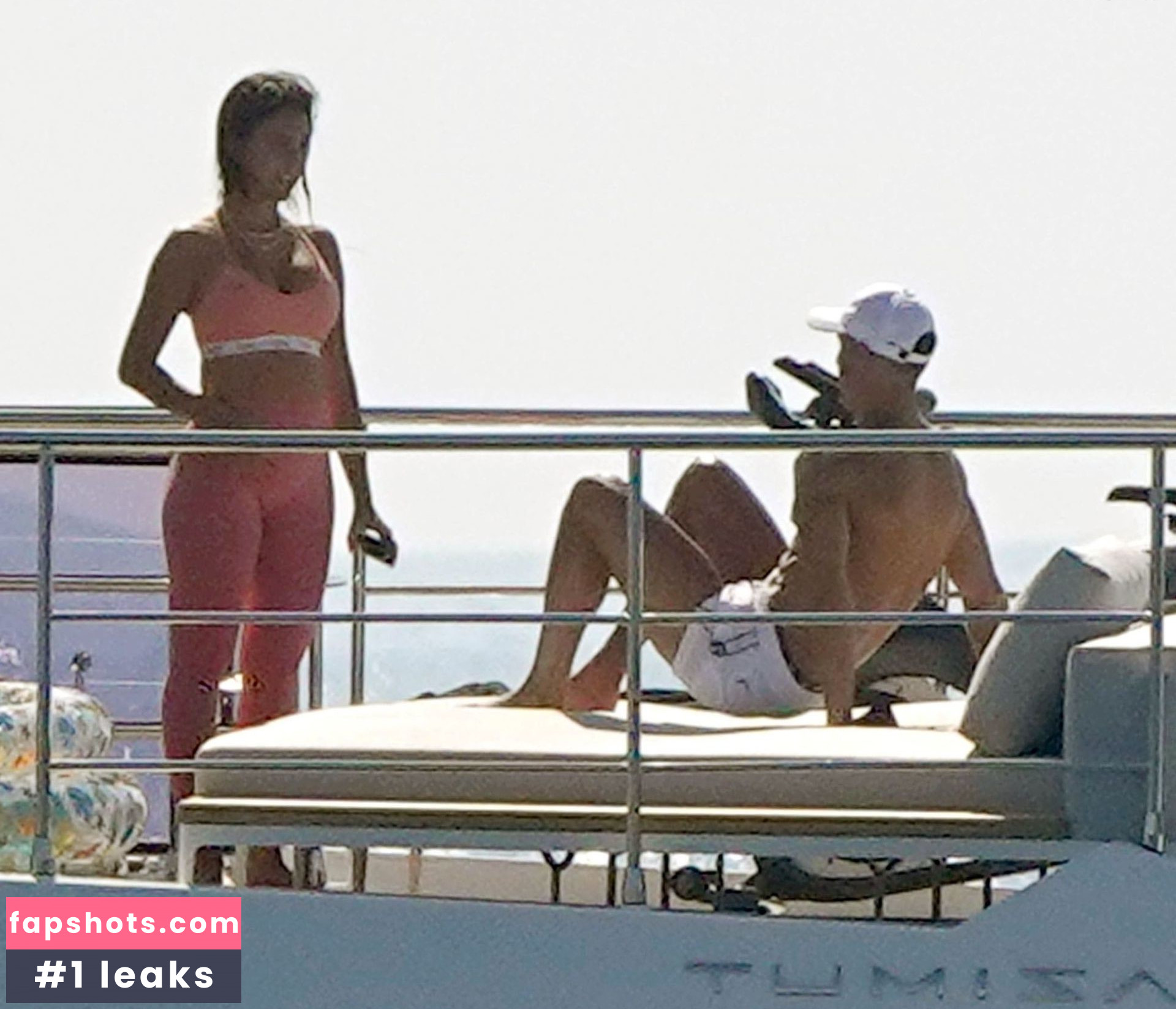 Georgina Rodriguez Nahé úniky fotek pouze od fanoušků #508 - Fapshots