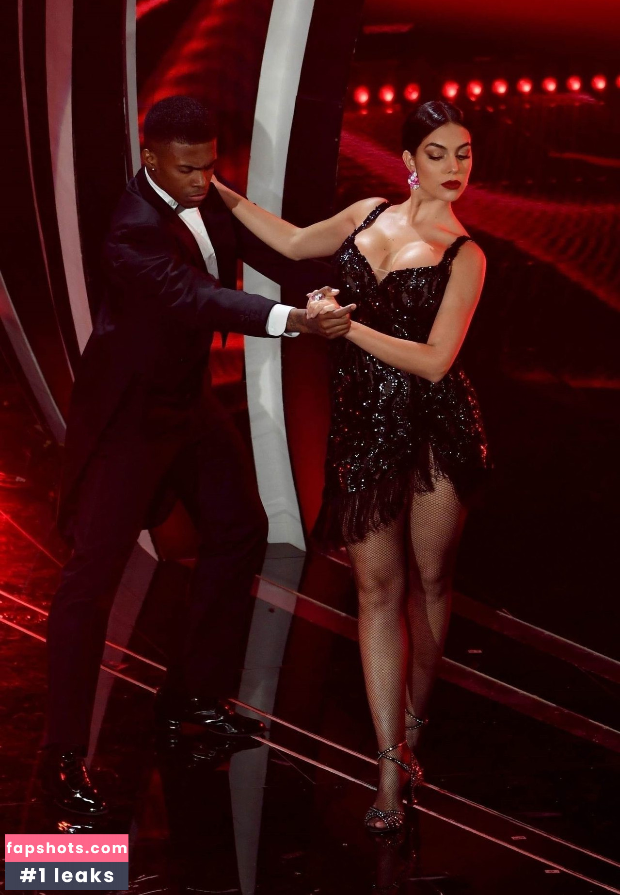 Georgina Rodriguez Nahé úniky fotek pouze od fanoušků #514 - Fapshots