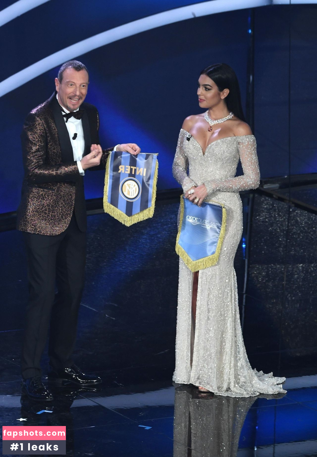 Georgina Rodriguez Nahé úniky fotek pouze od fanoušků #568 - Fapshots