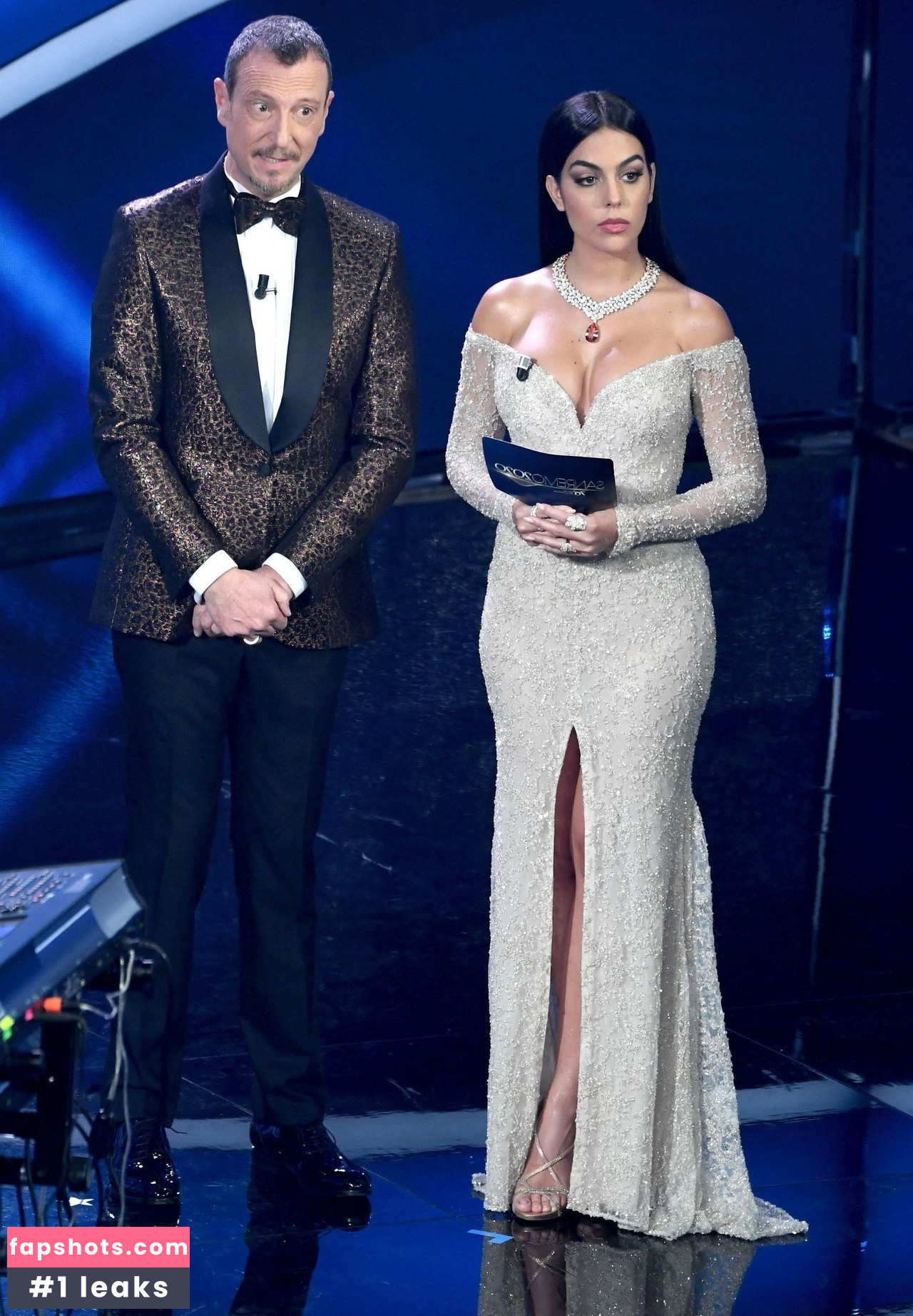 Georgina Rodriguez Nahé úniky fotek pouze od fanoušků #569 - Fapshots