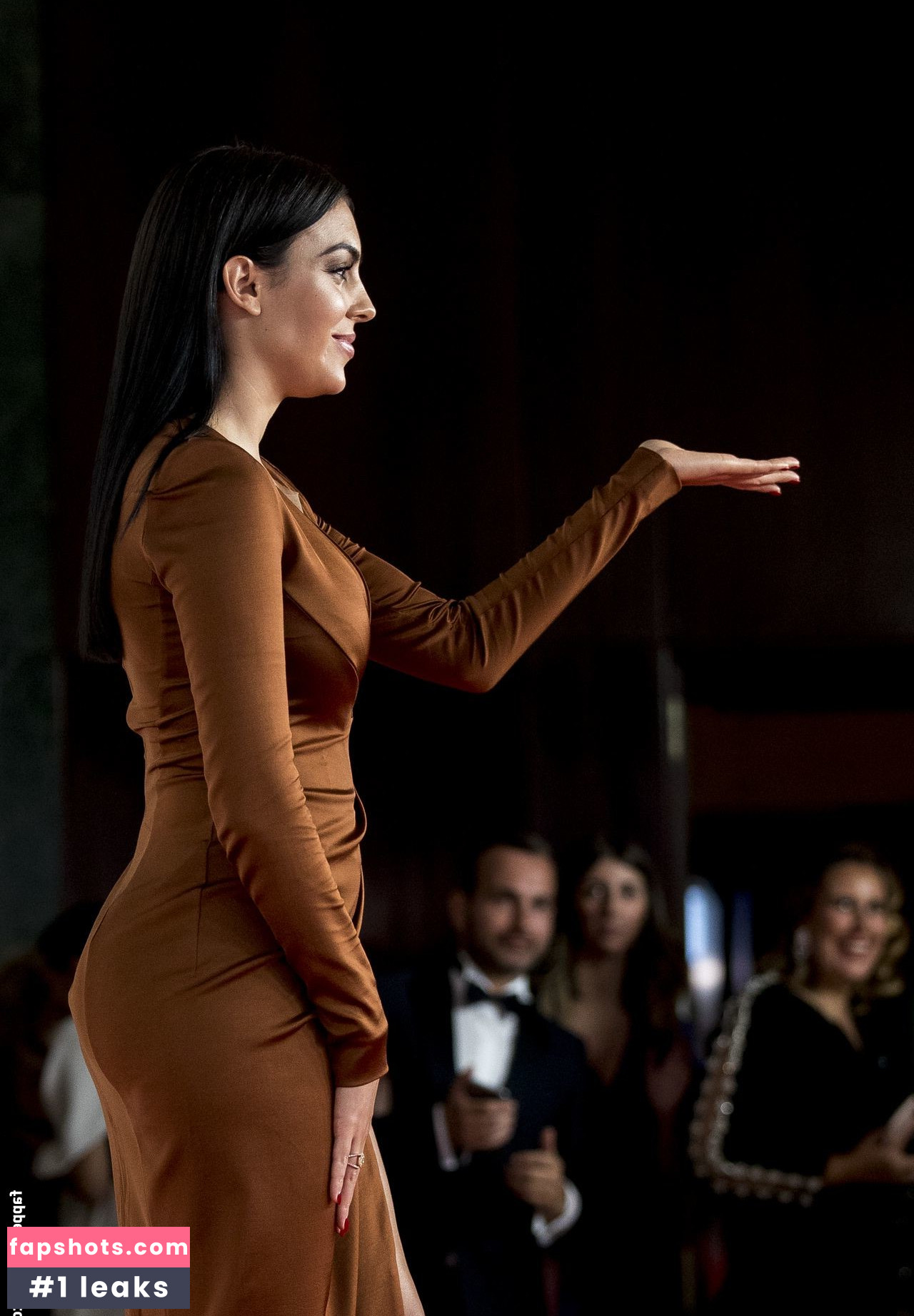 Georgina Rodriguez Nahé úniky fotek pouze od fanoušků #582 - Fapshots
