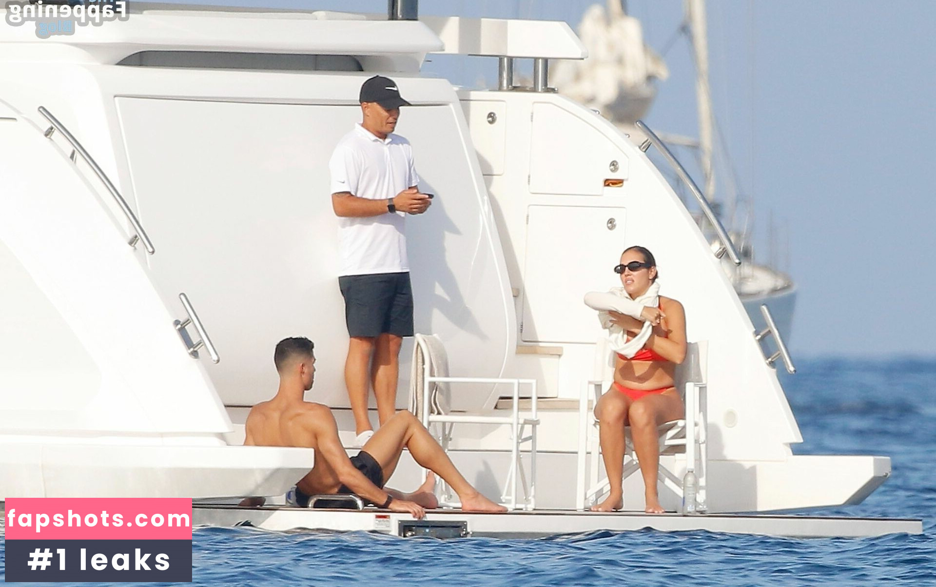 Georgina Rodriguez Nahé úniky fotek pouze od fanoušků #61 - Fapshots