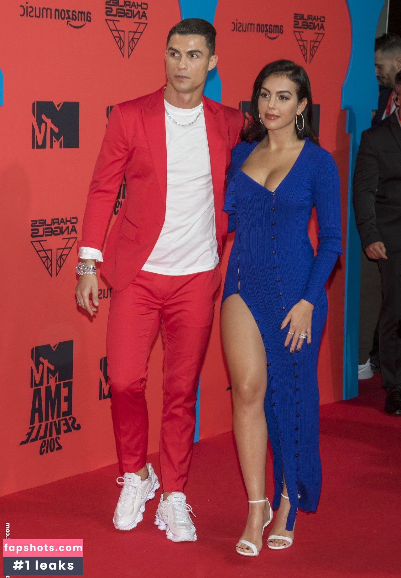 Georgina Rodriguez Nahé úniky fotek pouze od fanoušků #603 - Fapshots